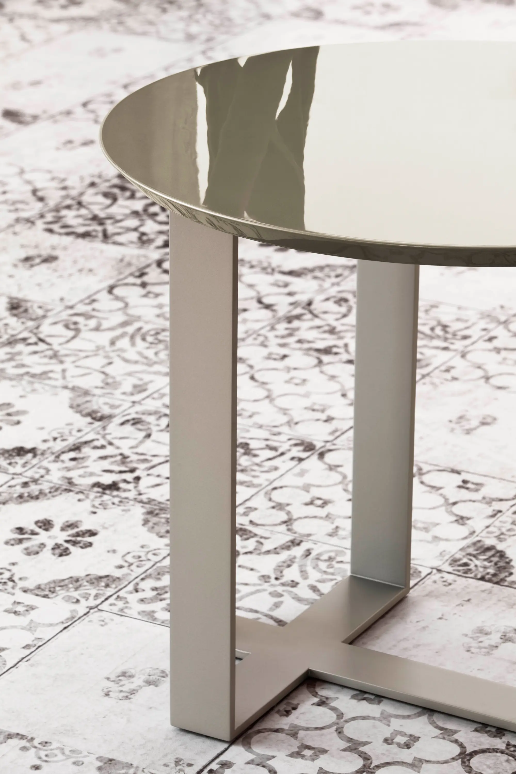 BALTUS - Aura side table
