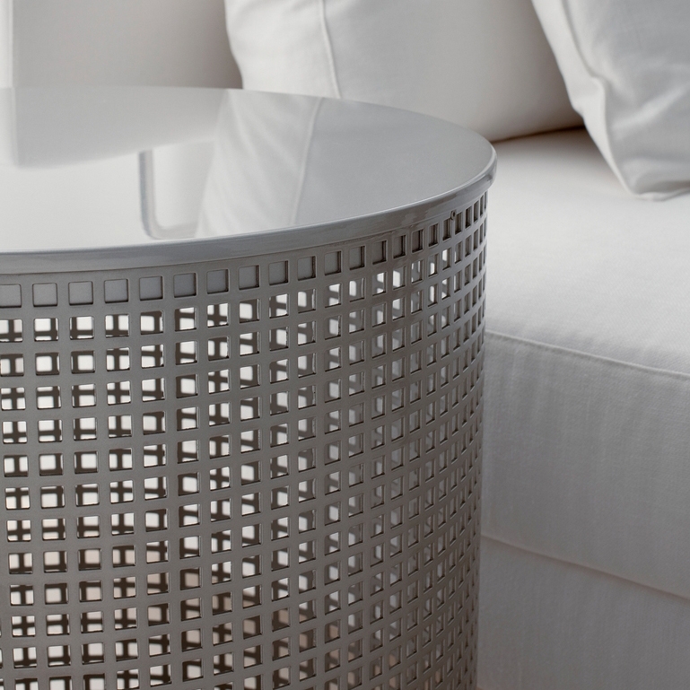 Mostrar el producto Esferas mesa auxiliar del fabricante BALTUS