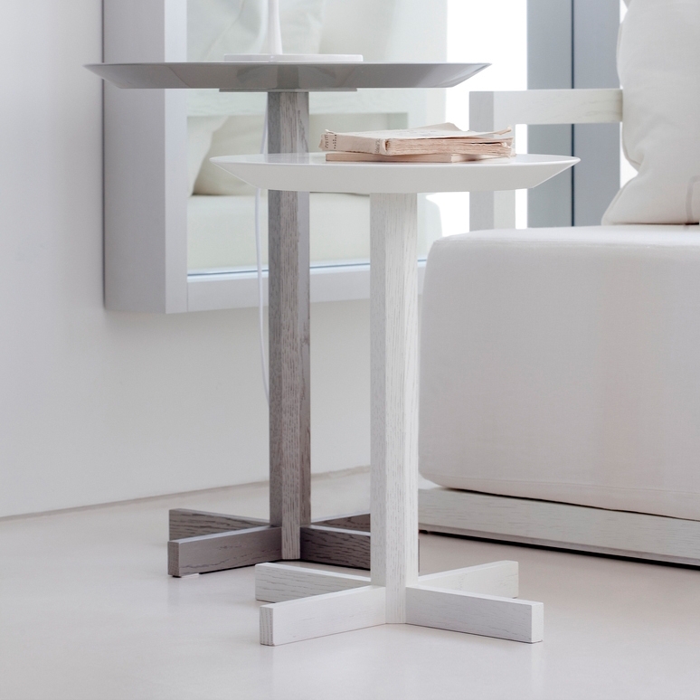 Mostrar el producto Iris mesa auxiliar del fabricante BALTUS