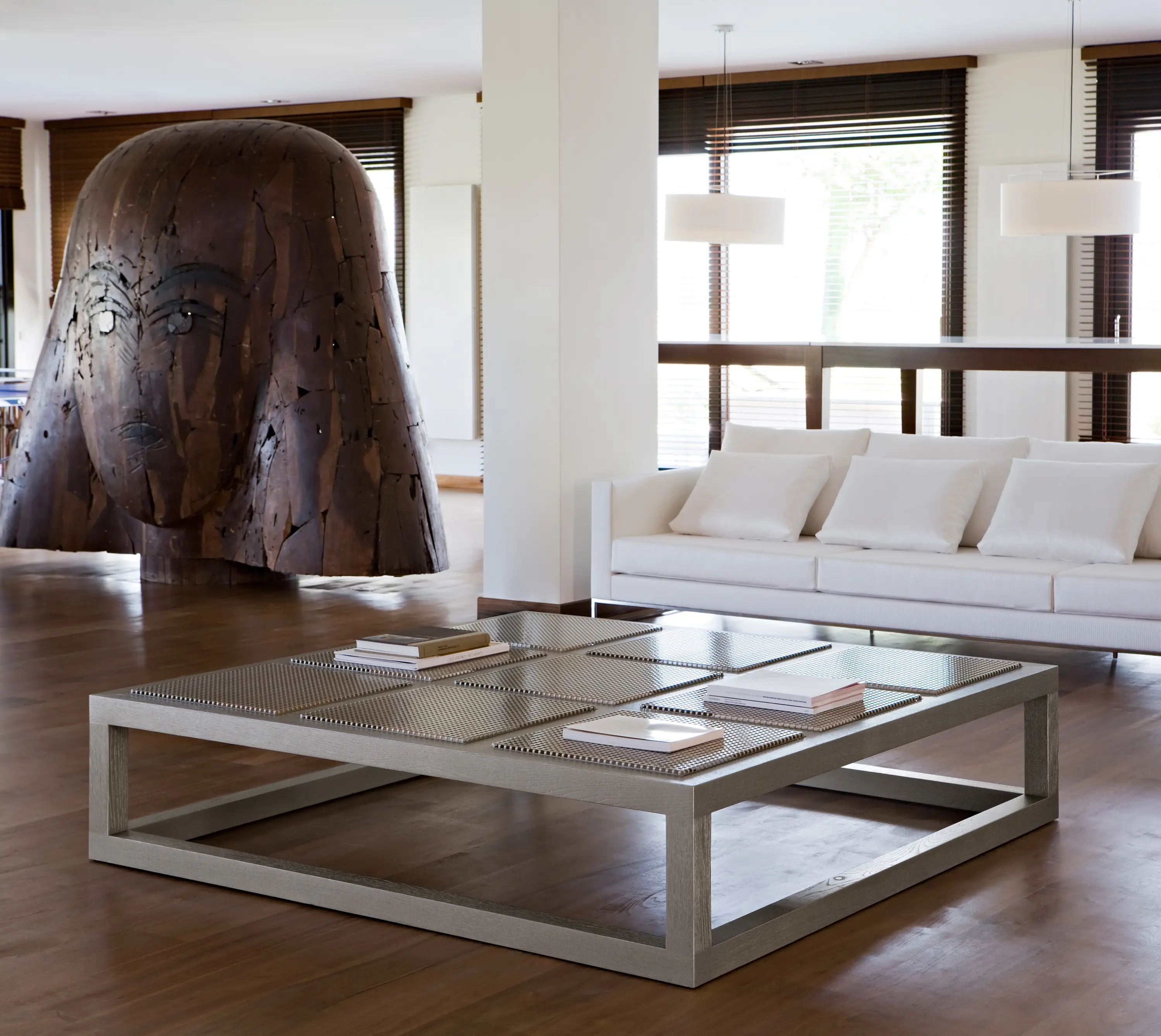 BALTUS - Beijing coffee table