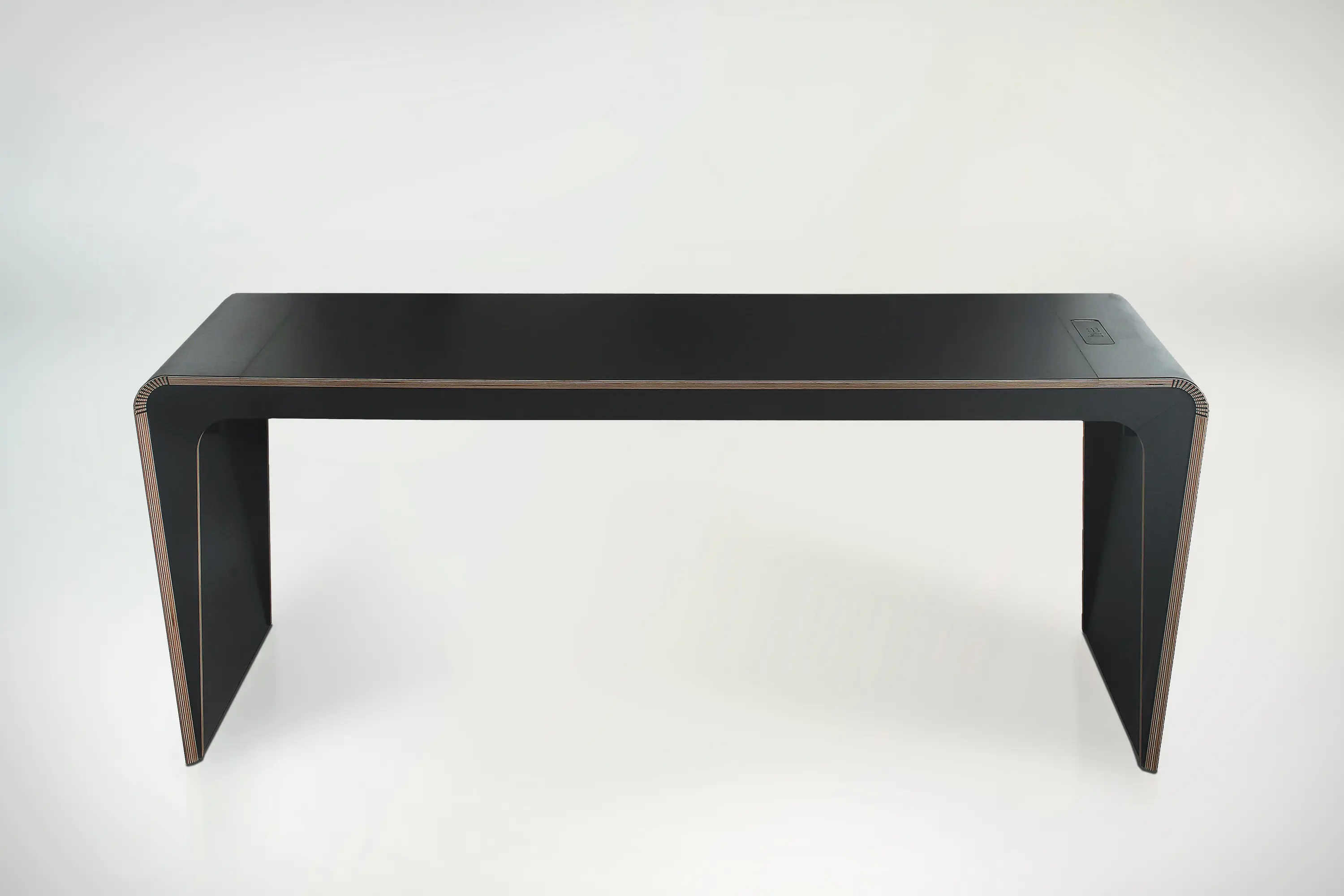 Dizz Concept - Lir table