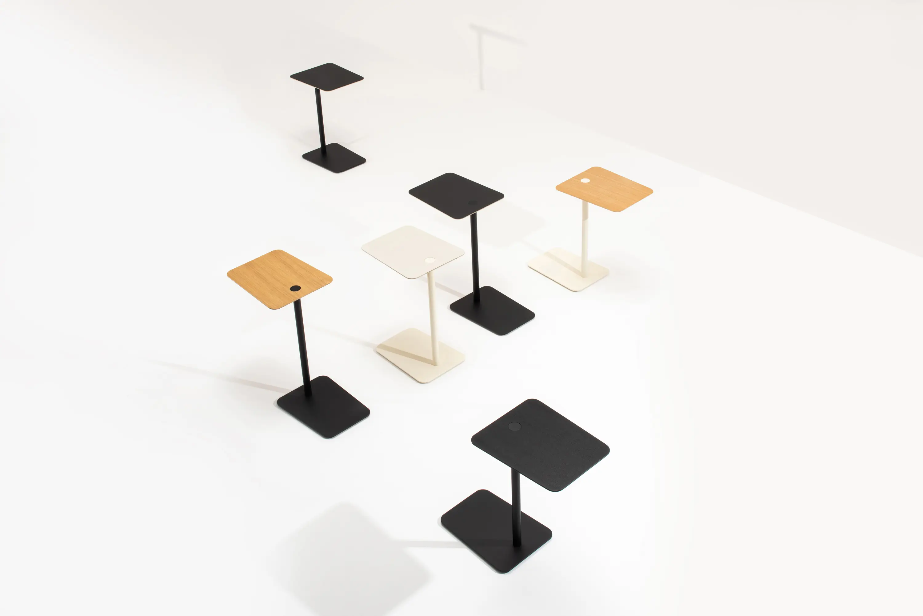 GAZZDA - Loop Side Table