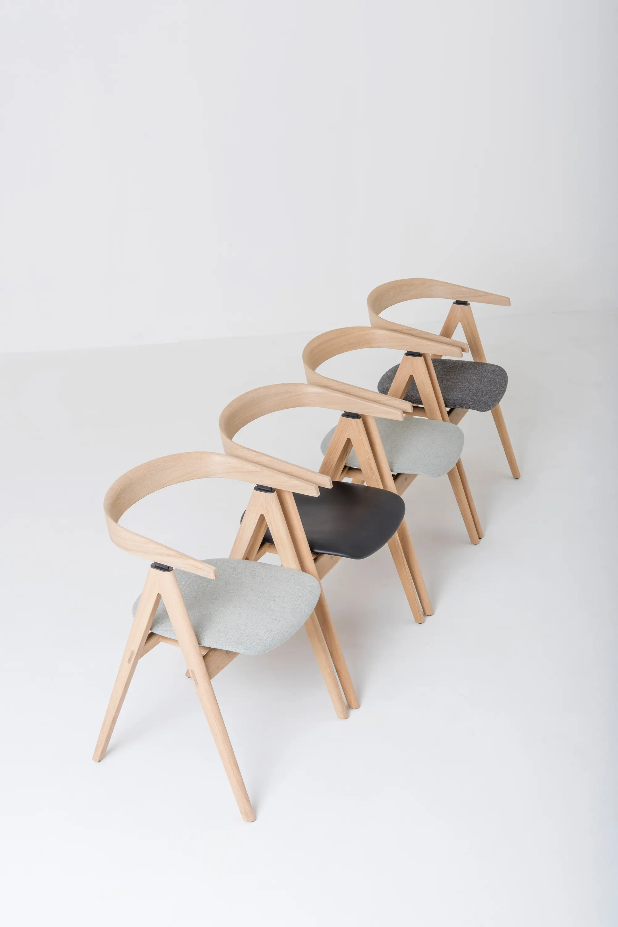 GAZZDA - Ava chair | Dakar