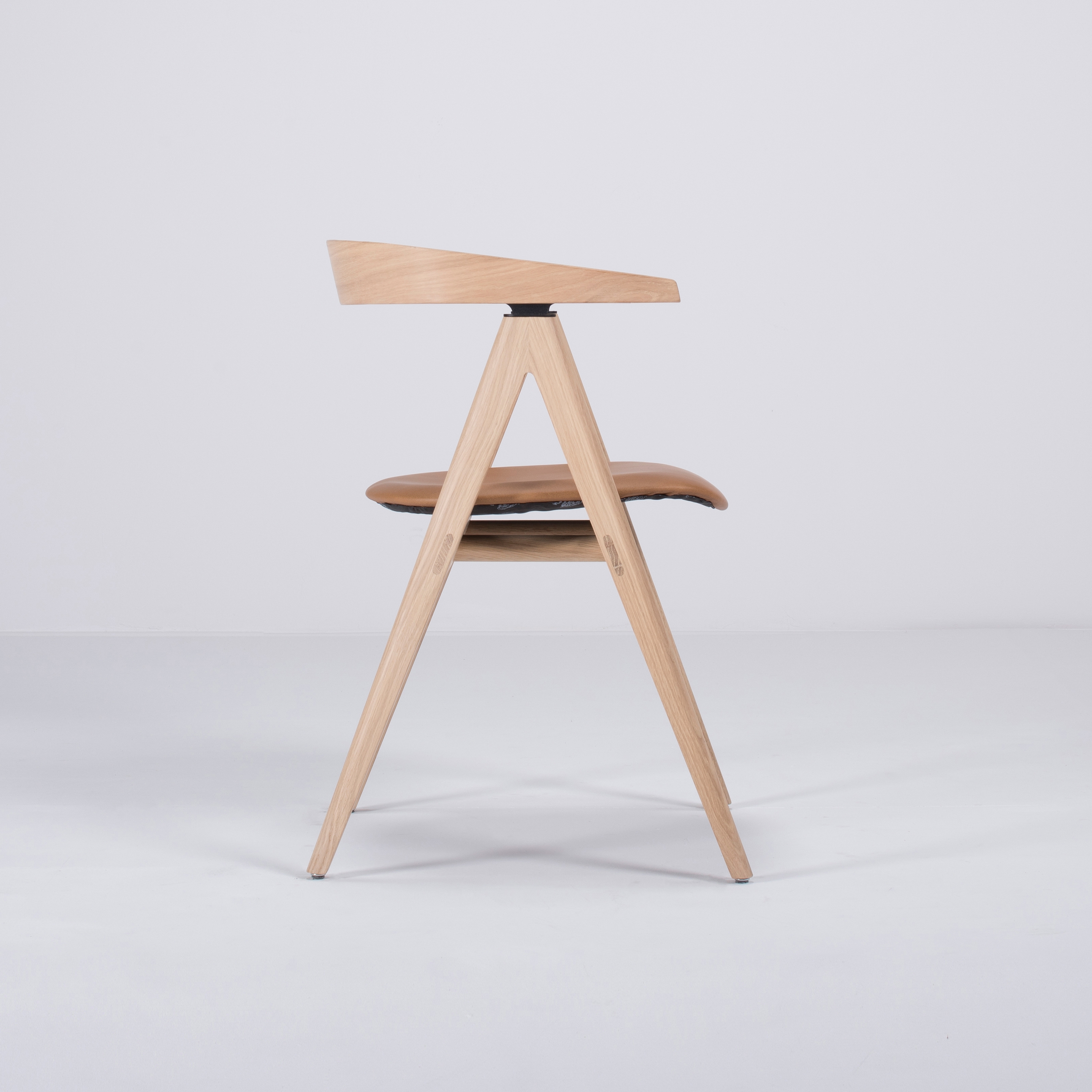 Ava chair | Dakar