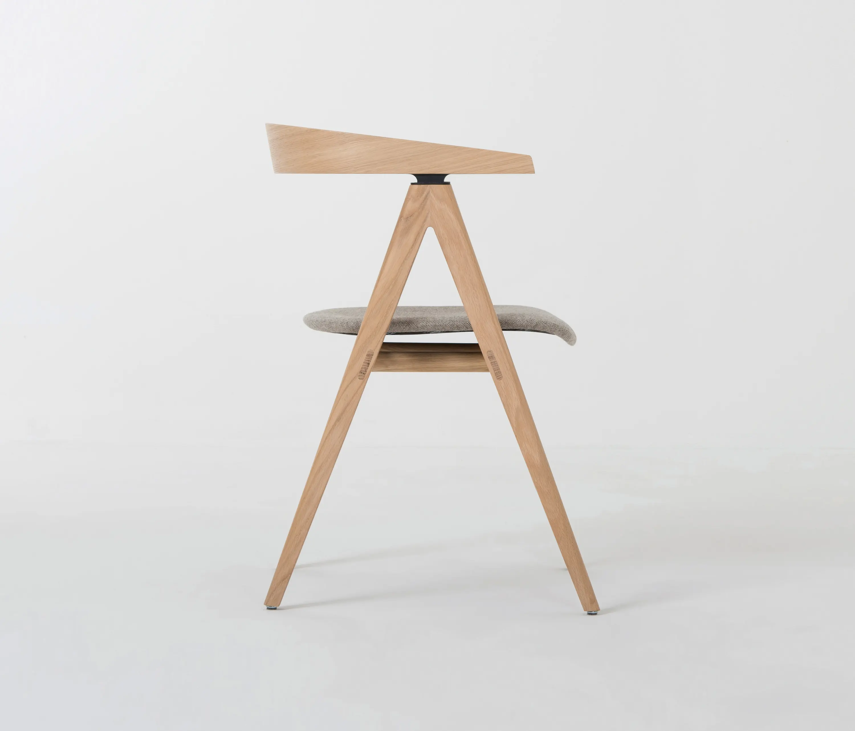 GAZZDA - Ava chair | Main Line Flax