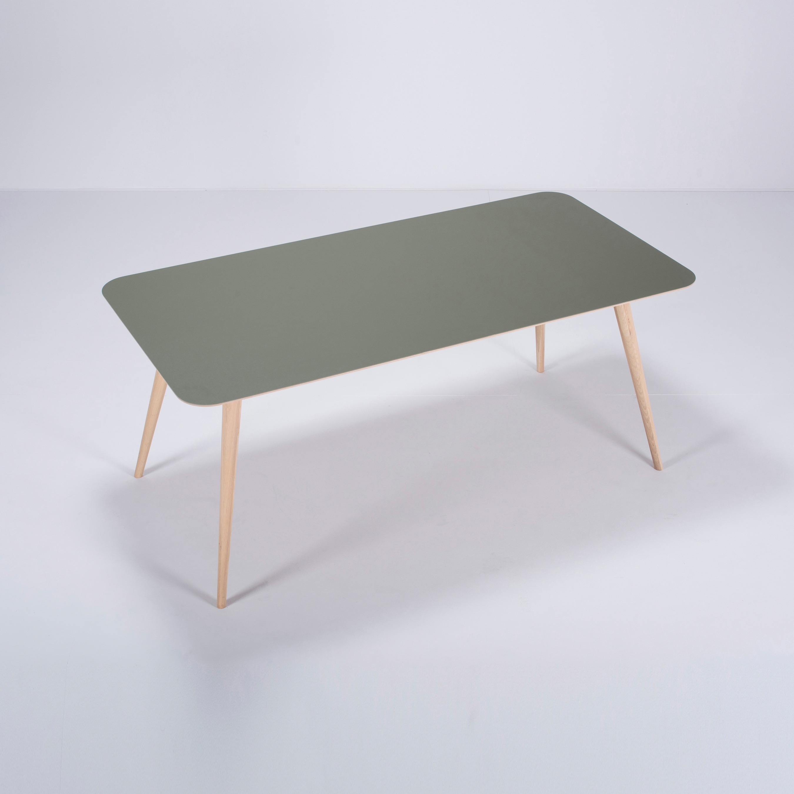 Stafa table | 180x90 | Linoleum