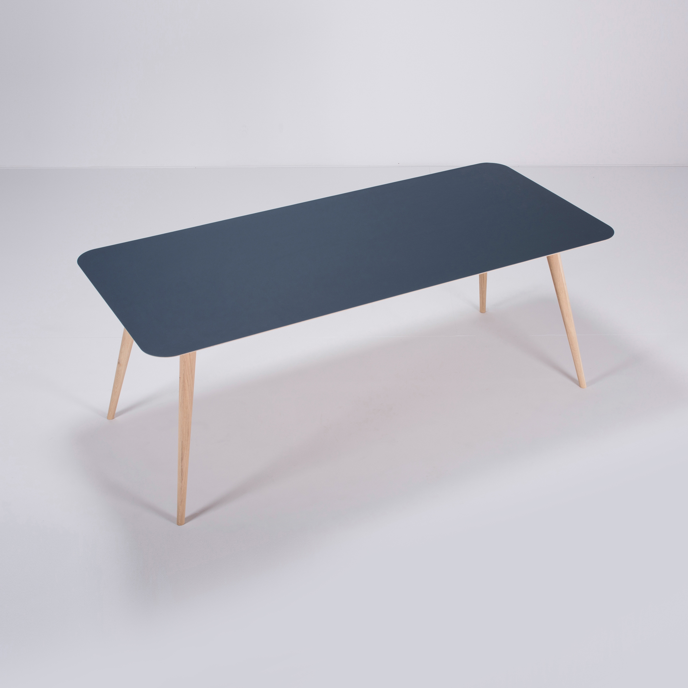 Stafa table | 200x90 | Linoleum