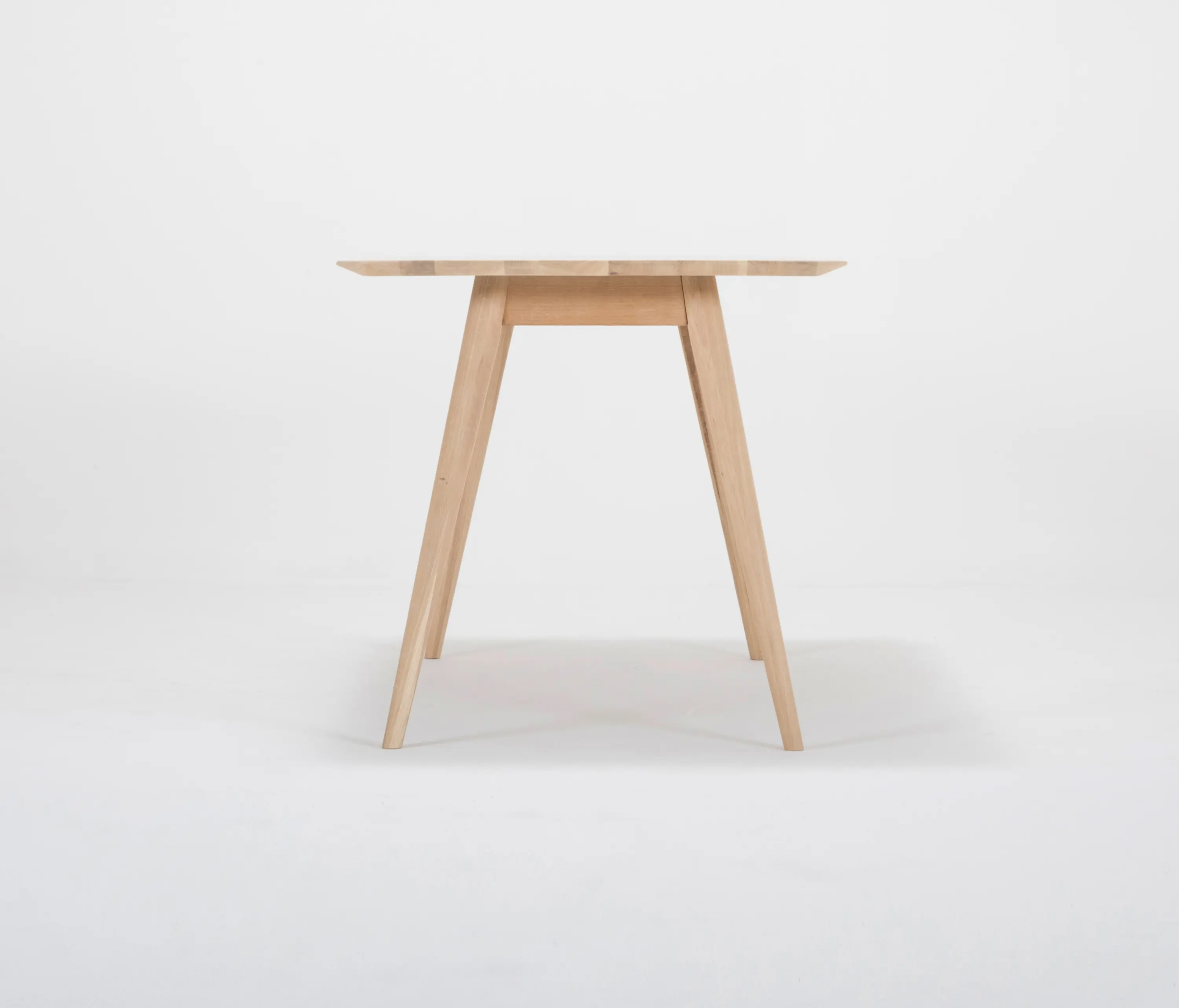 GAZZDA - Stafa Desk