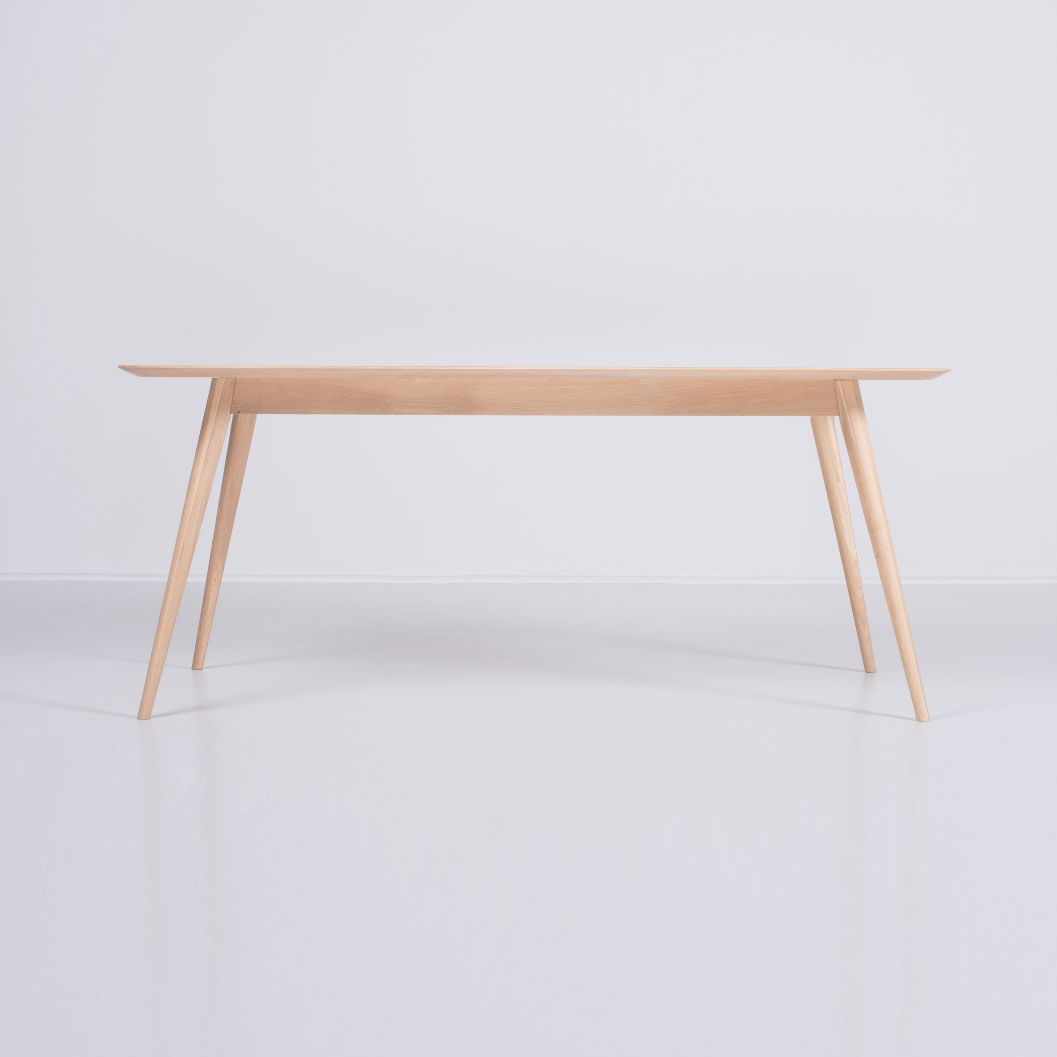 Display product Stafa table | 180x90 from manufacturer GAZZDA