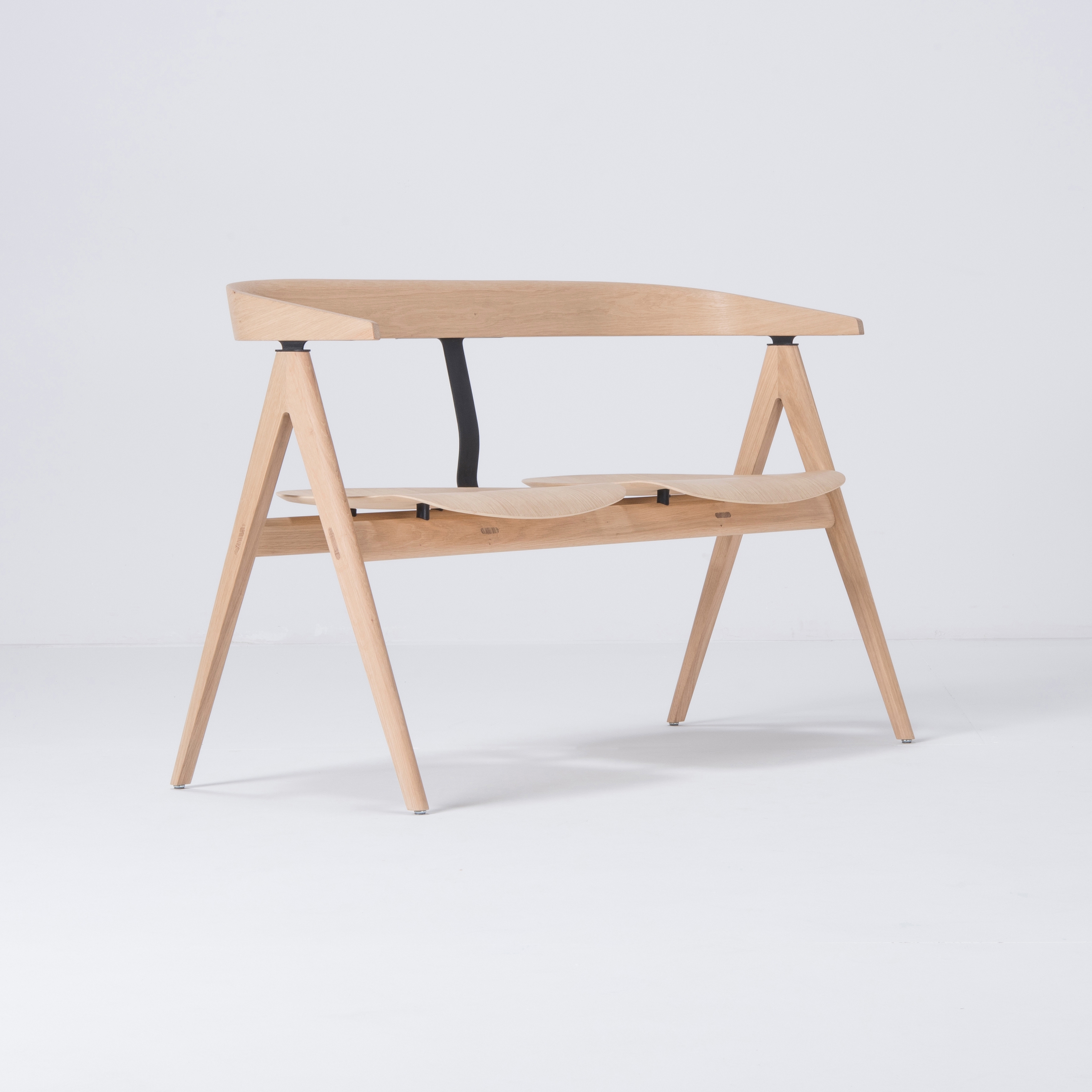 Ava bench | Veneer - Oak