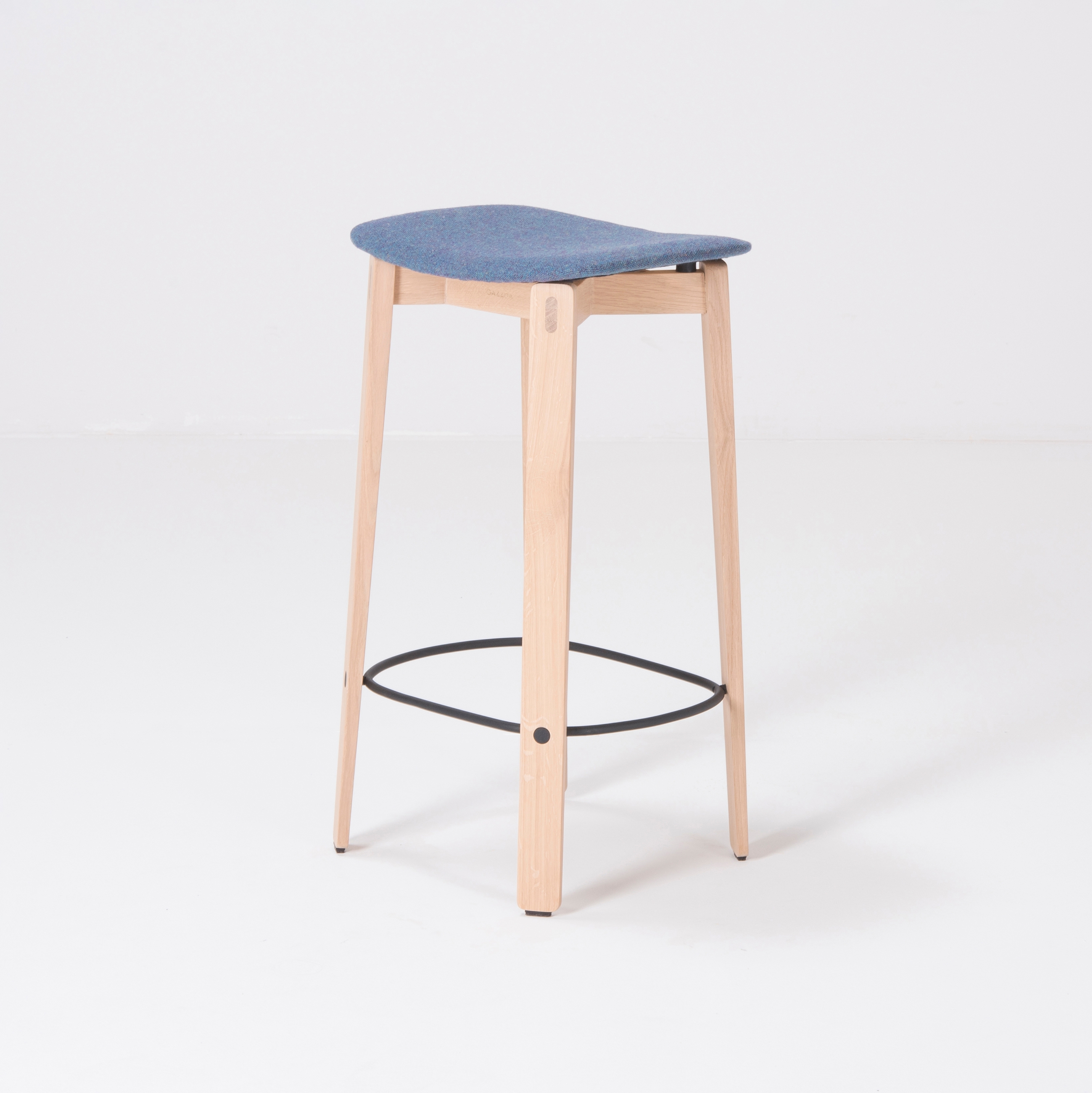 Mostrar el producto Nora | bar stool del fabricante GAZZDA