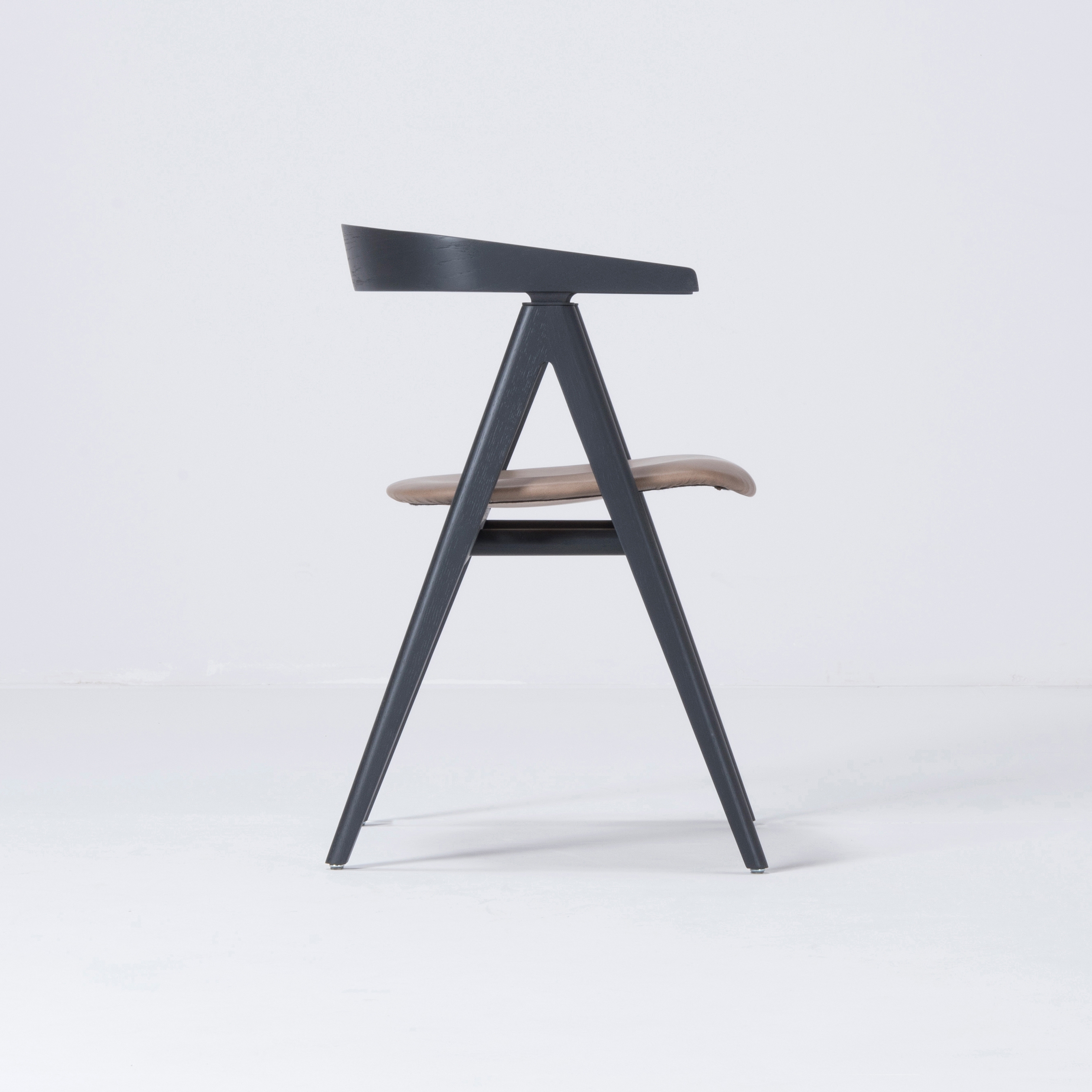 Ava chair | Dakar