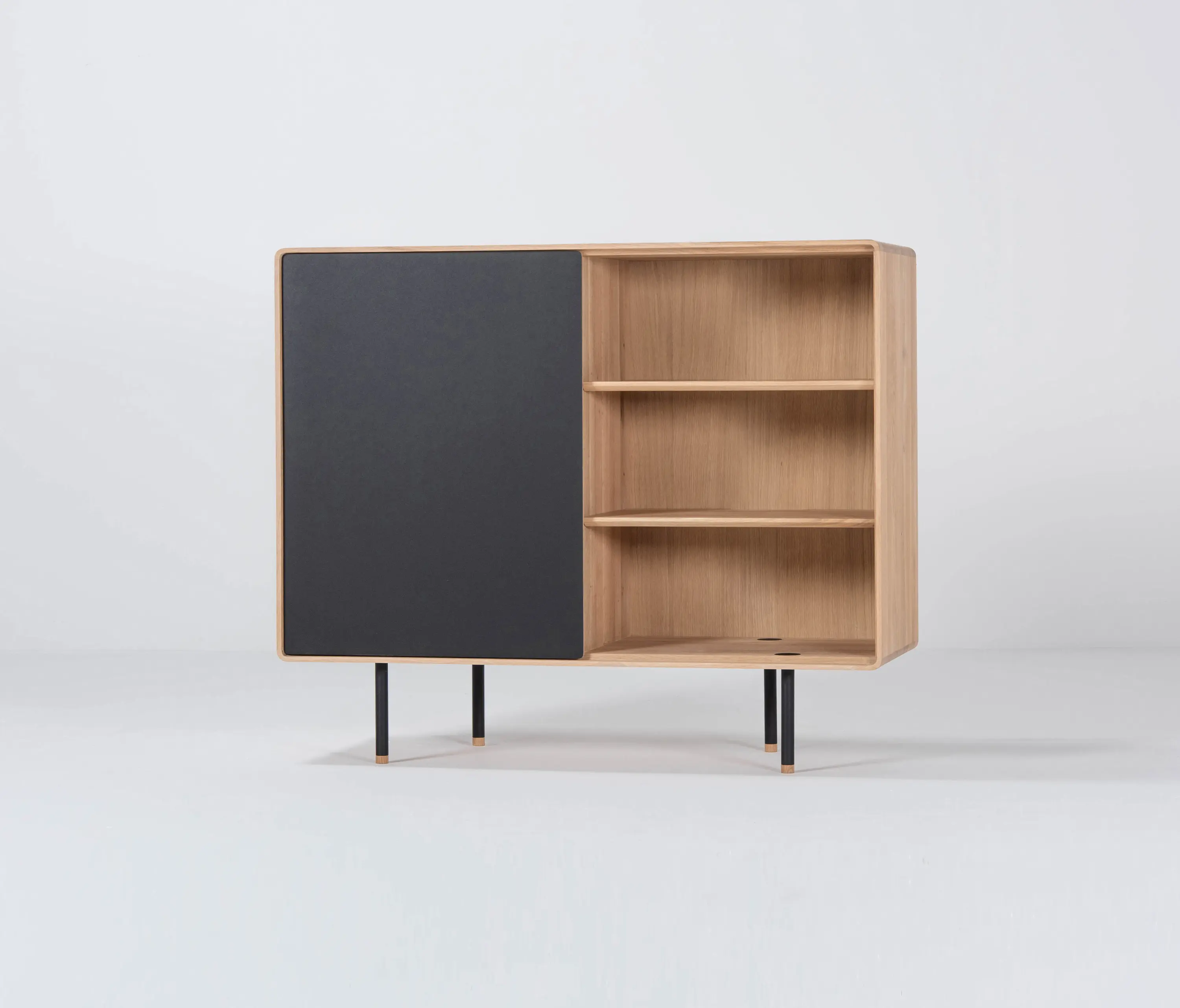 GAZZDA - Fina Highboard 118 - with door