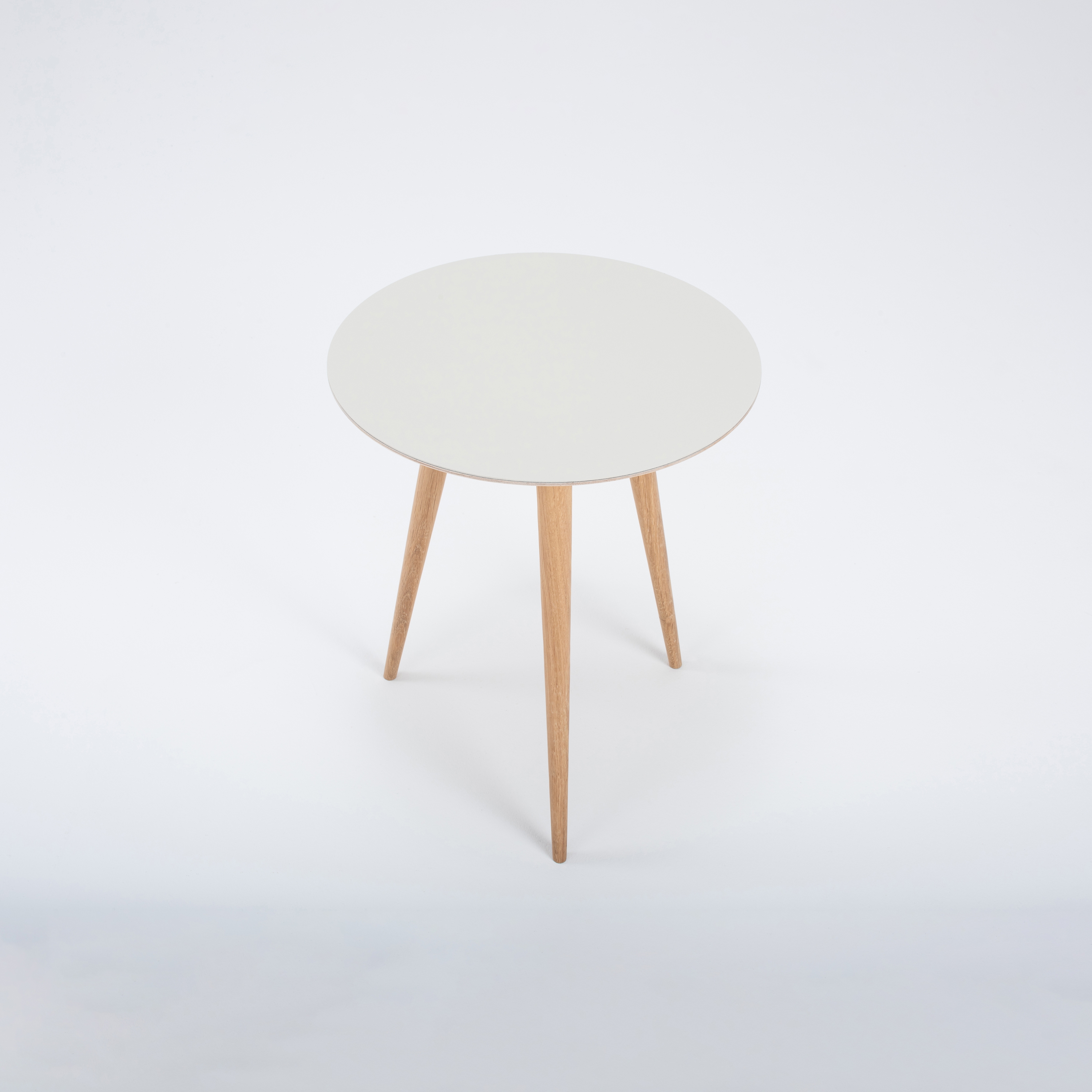 Arp | side table ϕ 45