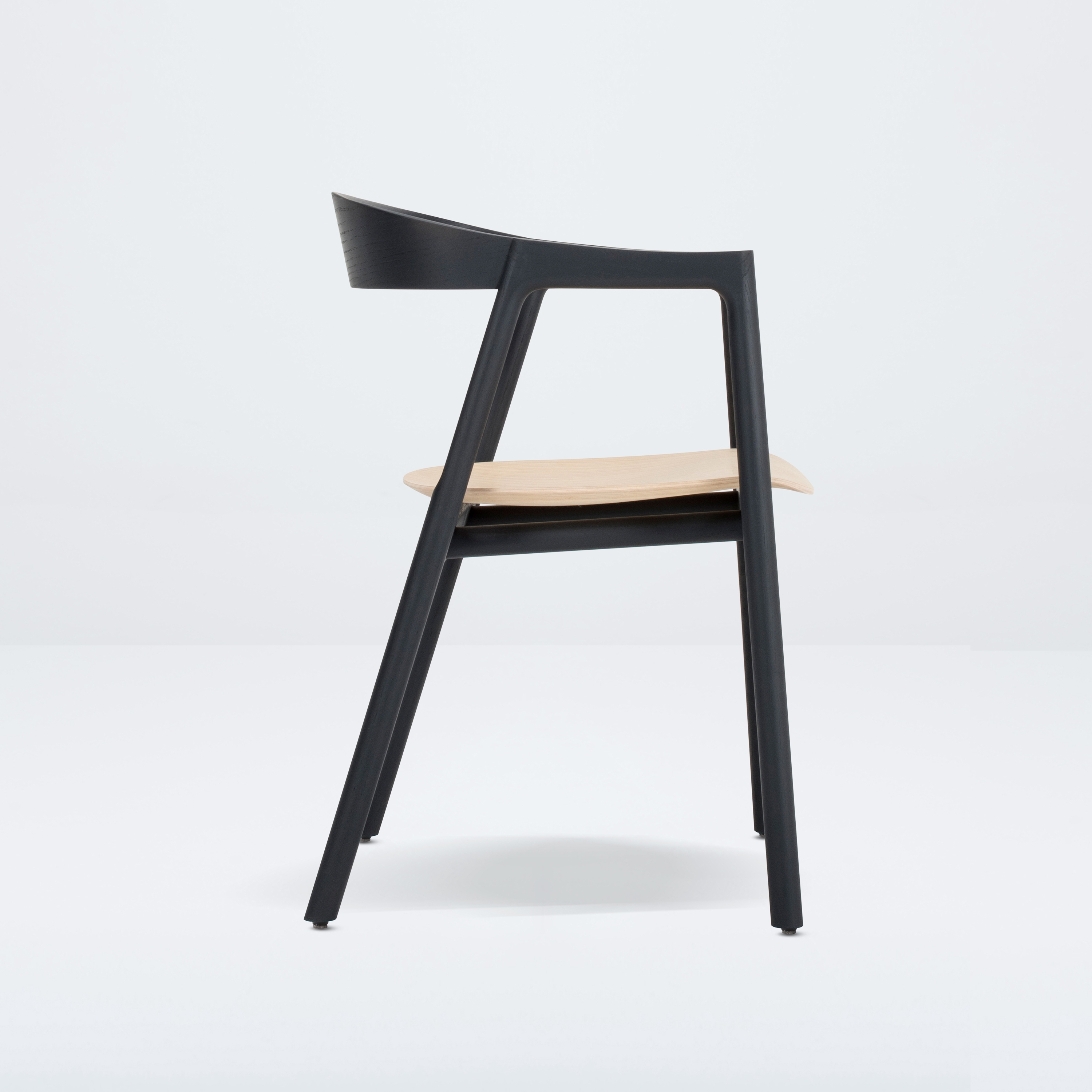 Muna | chair
