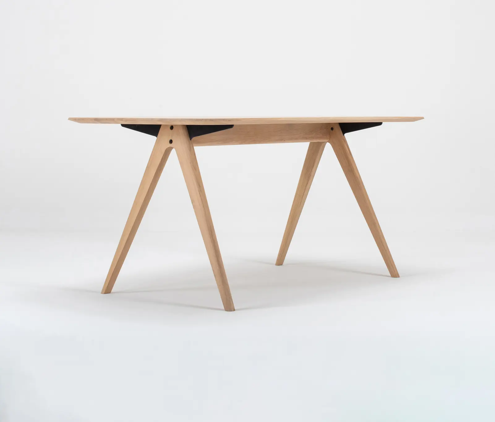 GAZZDA - Ava Table | 160x90