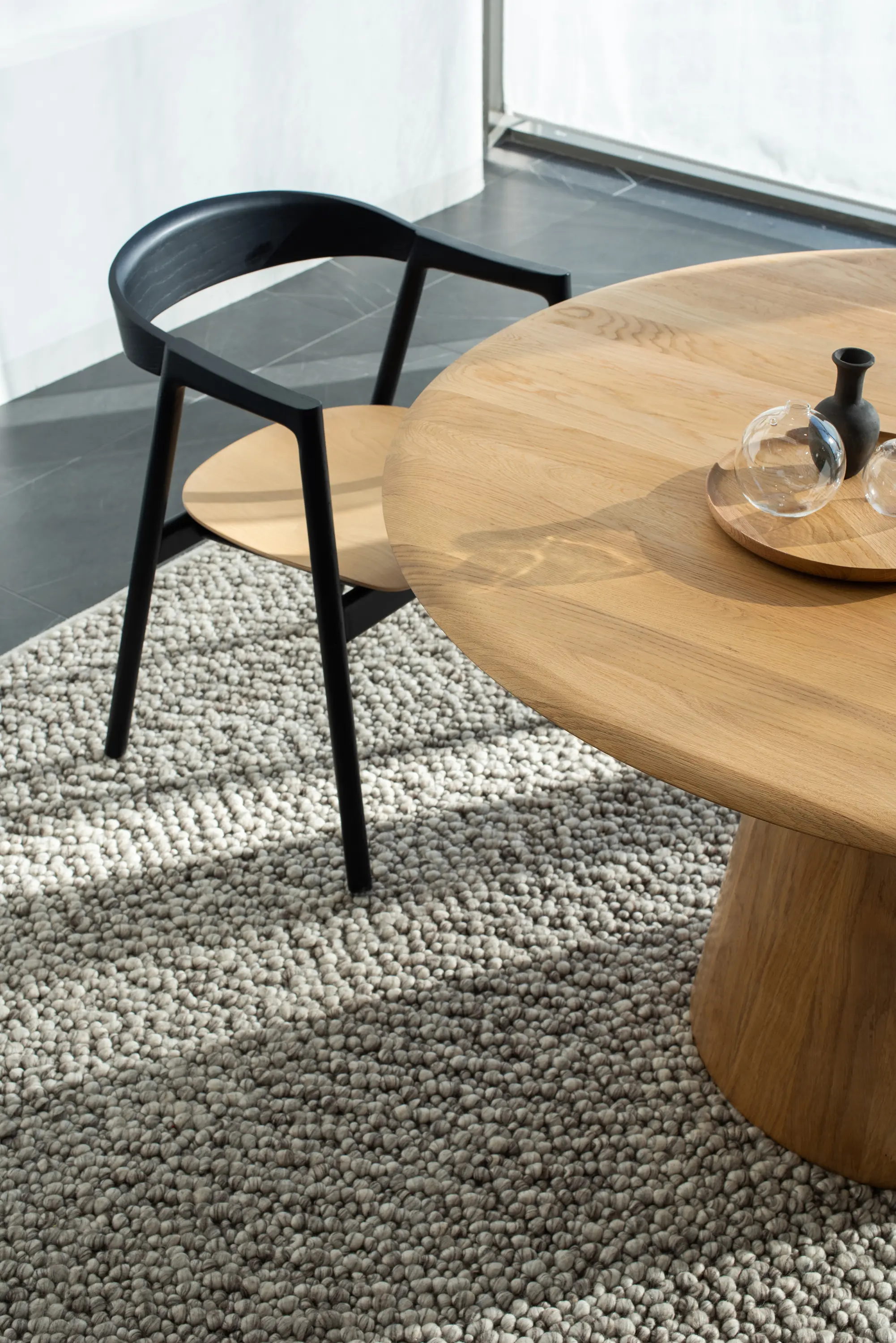 GAZZDA - Mushroom Round Table