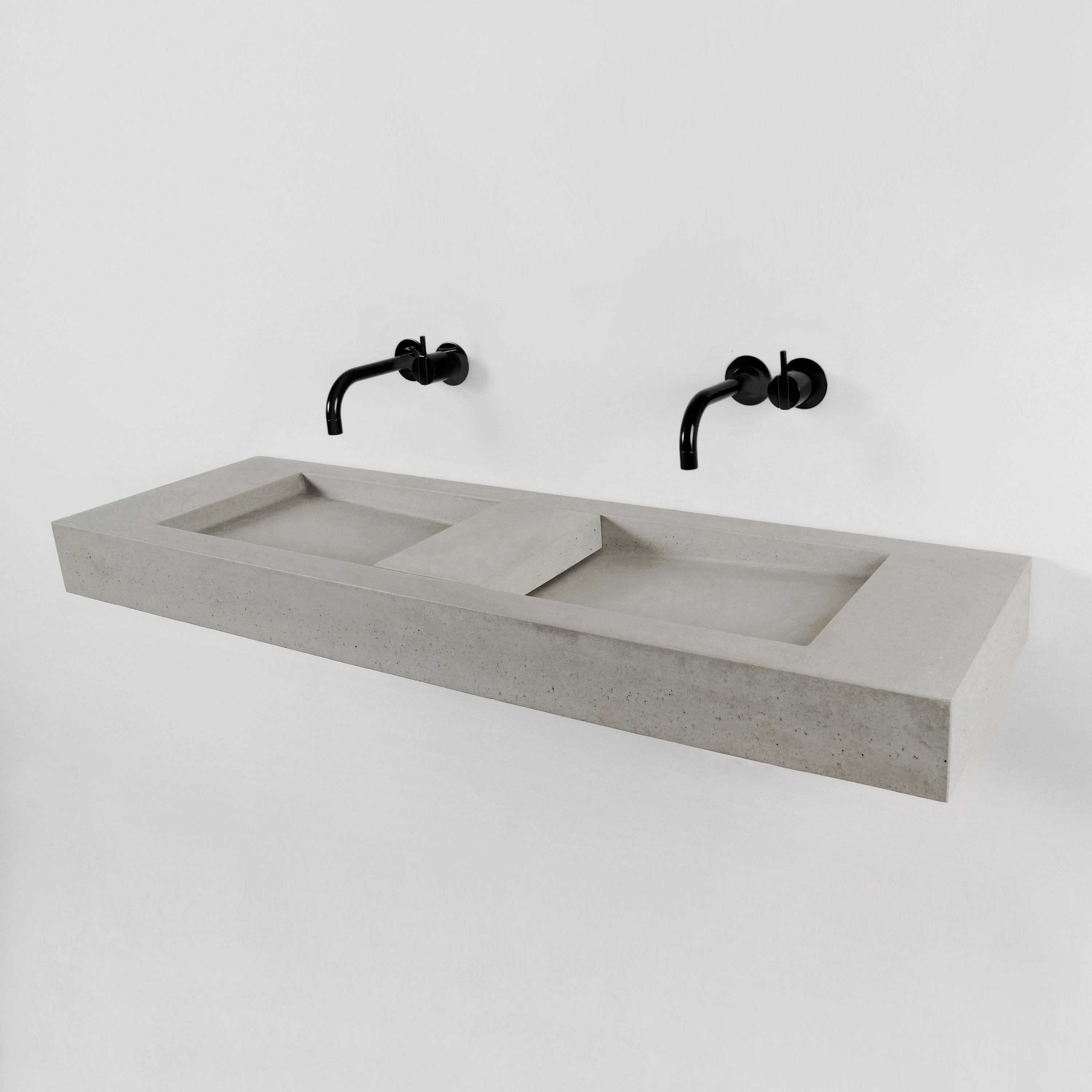 Mostra il prodotto Flor Double del produttore Kast Concrete Basins