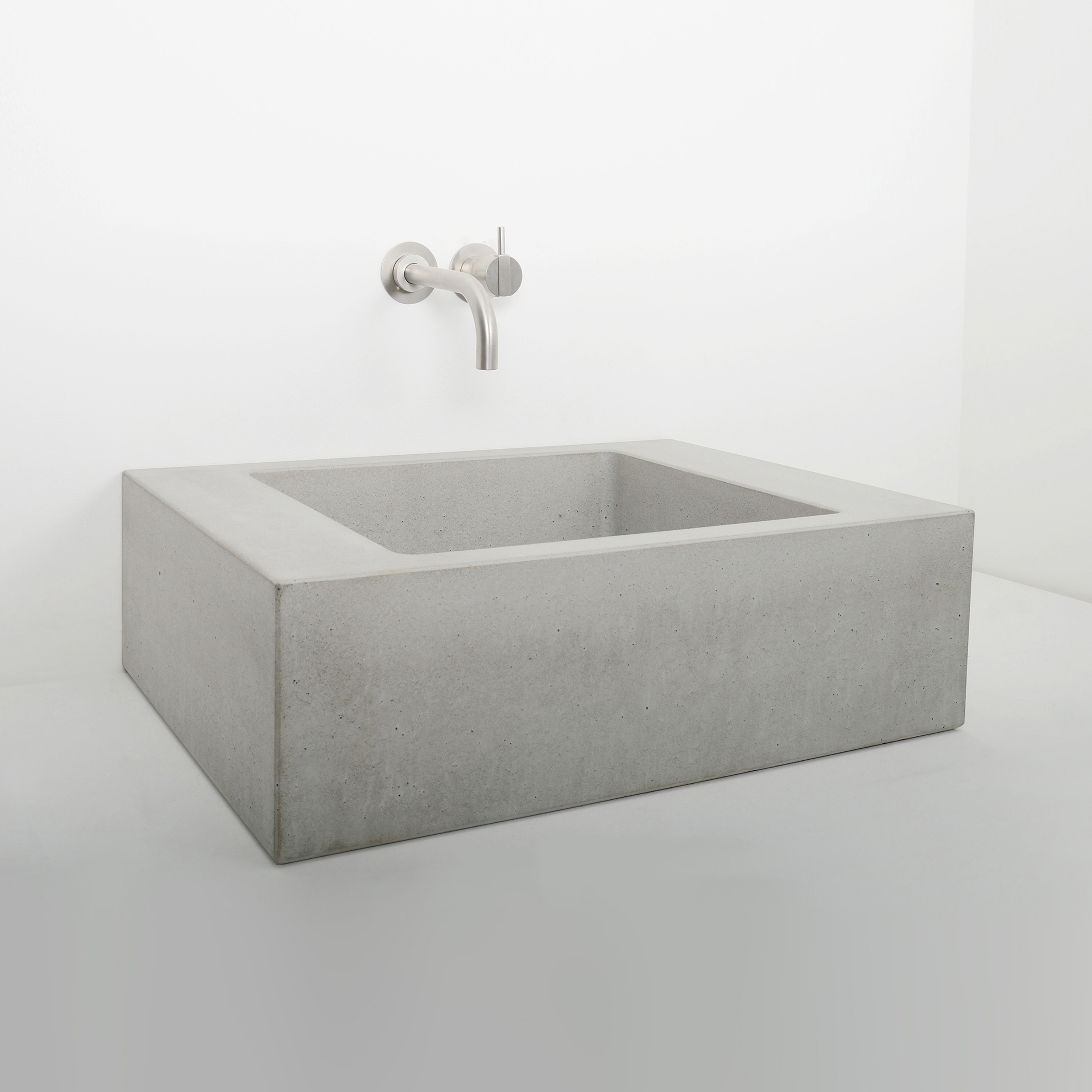 Afficher le produit Pitch du fabricant Kast Concrete Basins