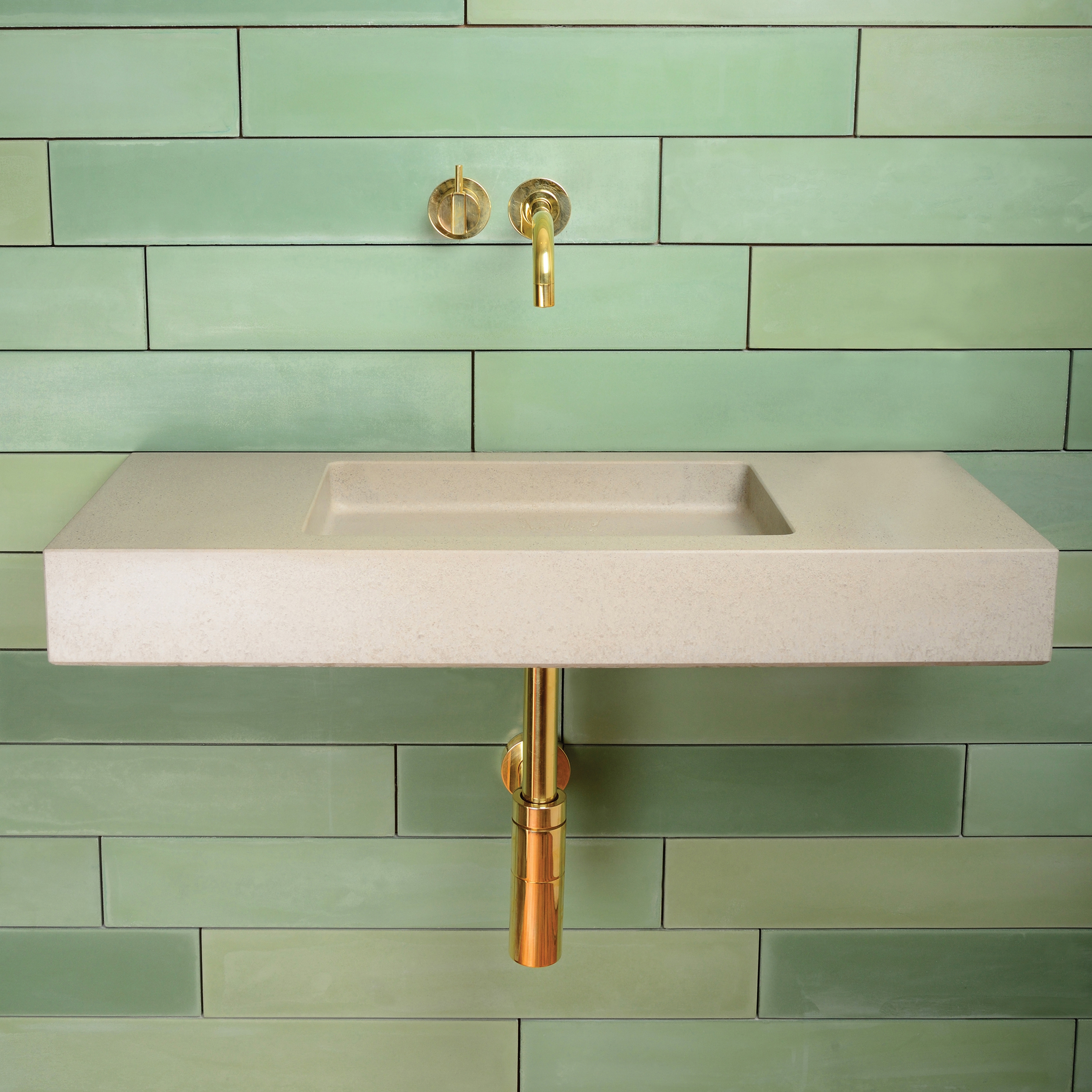 Mostra il prodotto Pitch del produttore Kast Concrete Basins