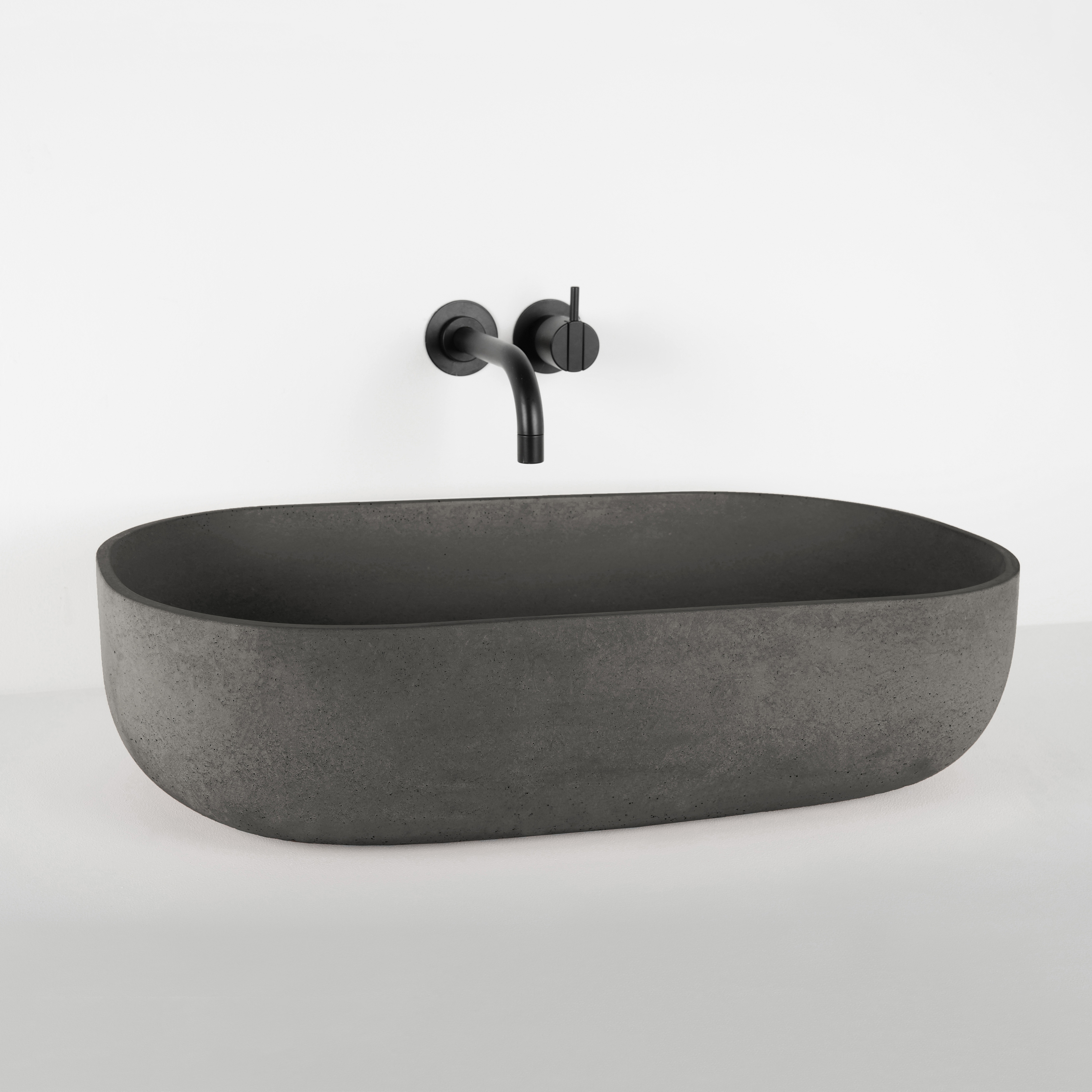 Mostra il prodotto Rho del produttore Kast Concrete Basins