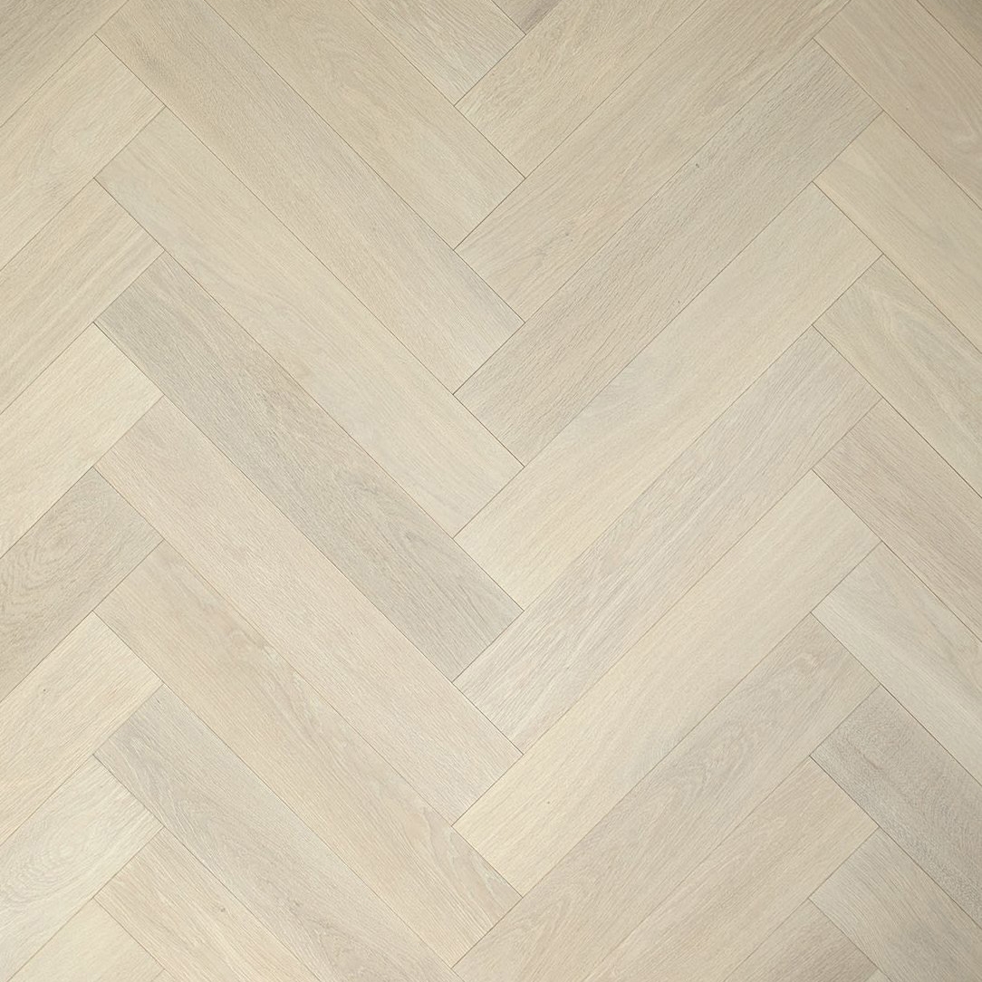 Oak Placid Carrara