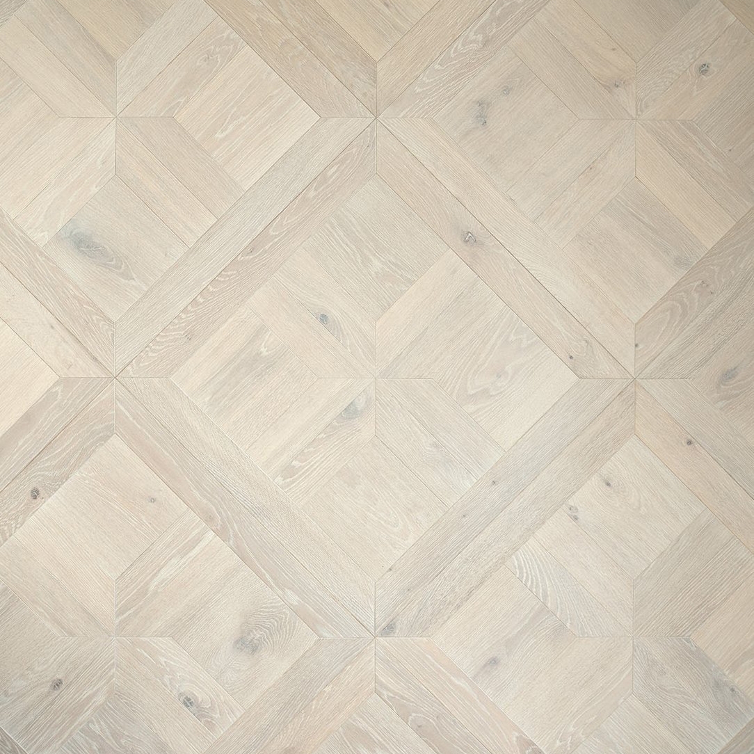 Oak Knotty Carrara