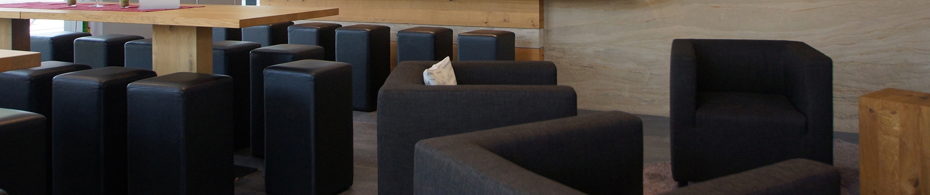 Discover the world of manufacturer Ruhe & Raum