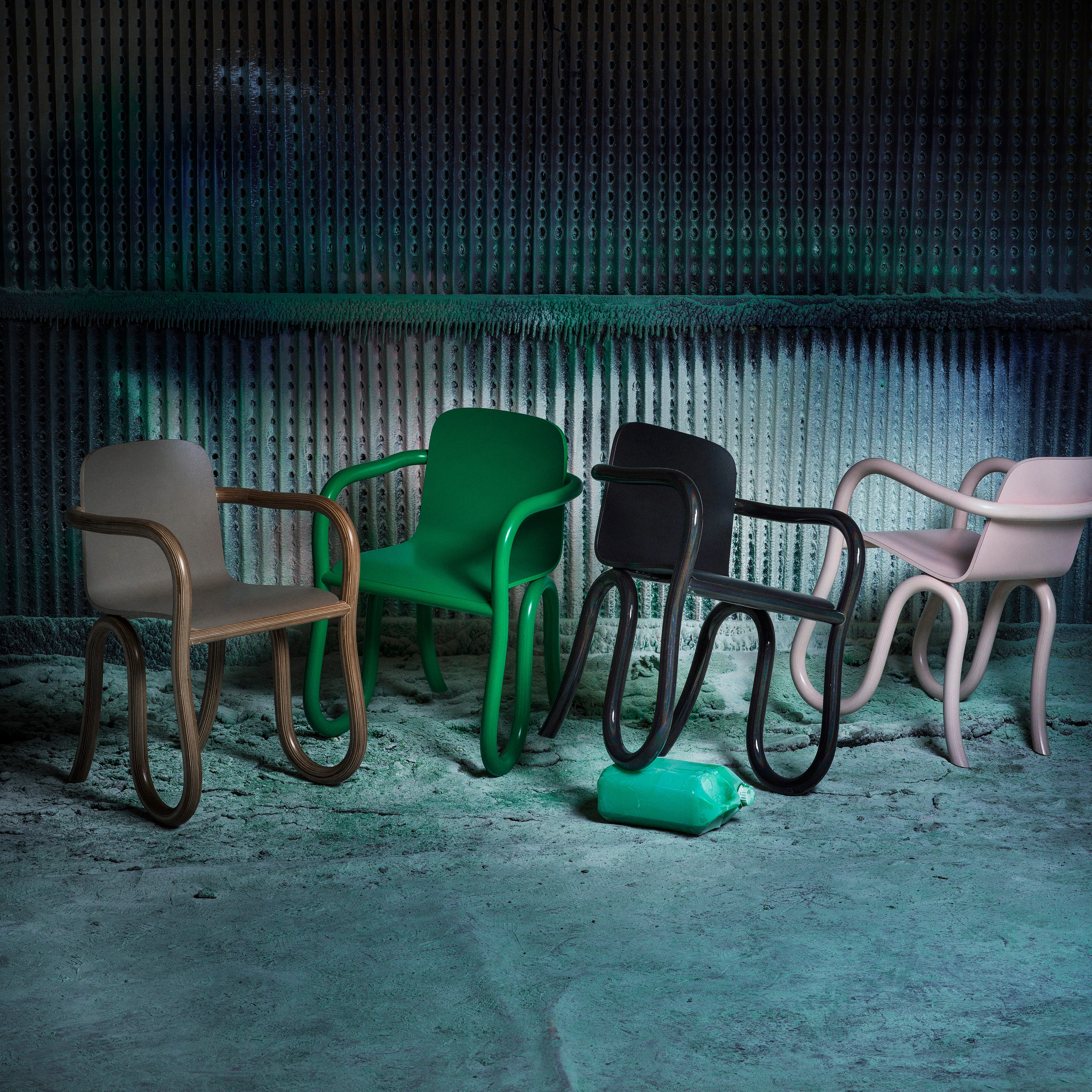 SEATING