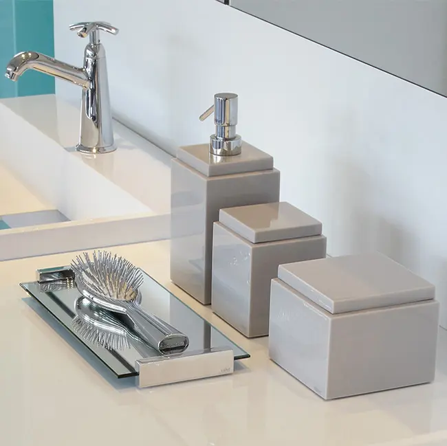 Vallvé - Square Small Hamper with Open Lid