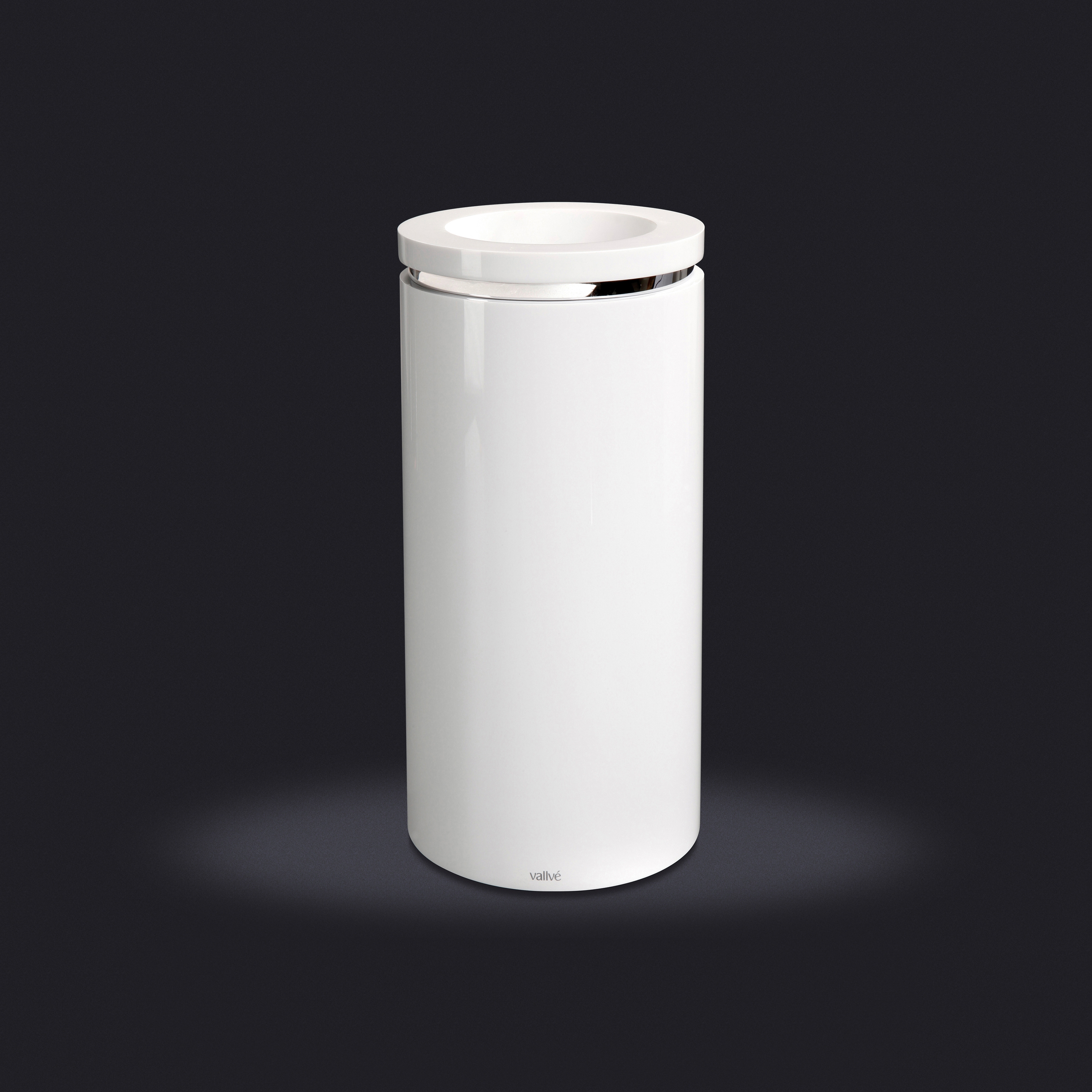 Mostrar el producto Round Ring Wastebasket with Open Lid del fabricante Vallvé