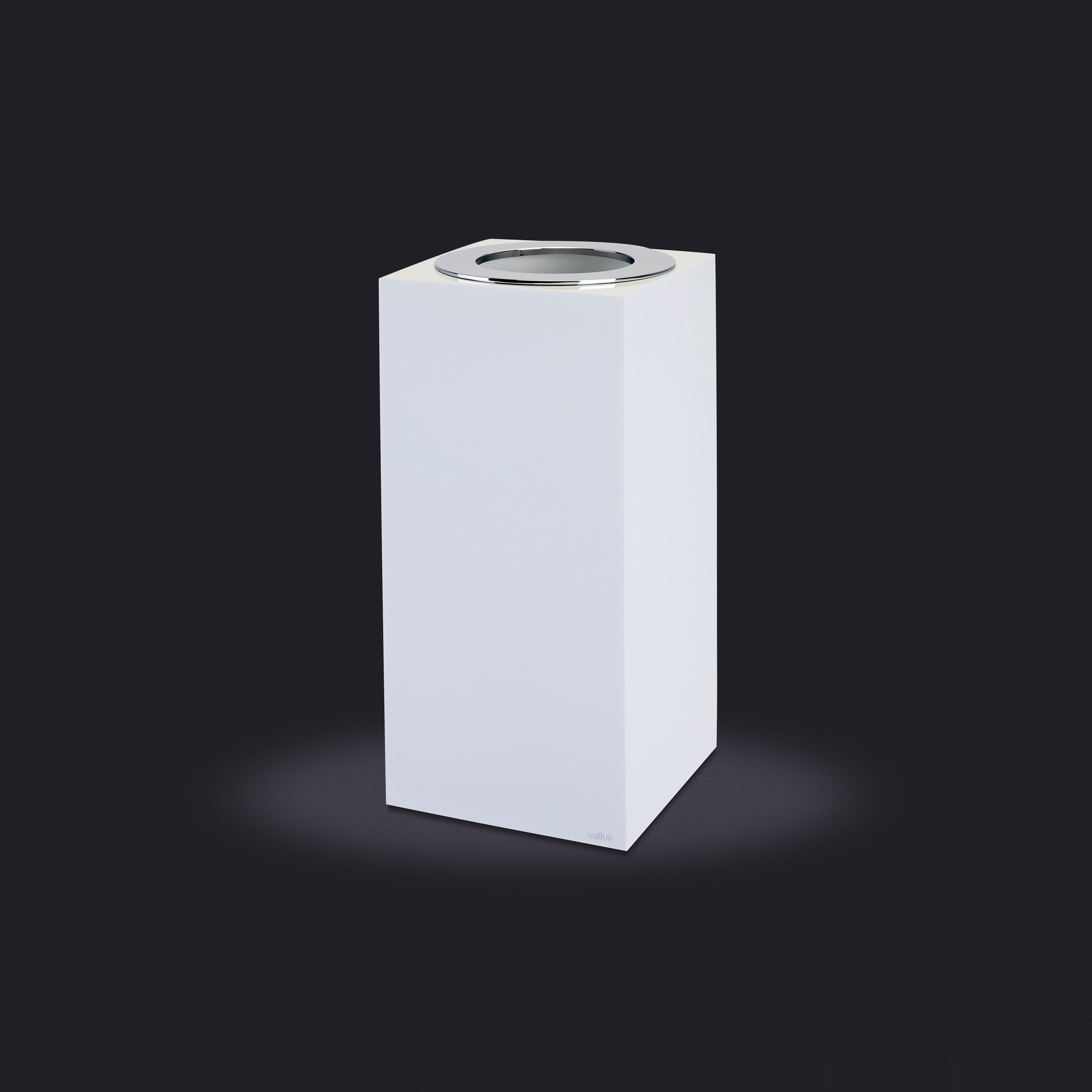 Mostrar el producto Gloss Collection Small Wastebasket Open Lid del fabricante Vallvé