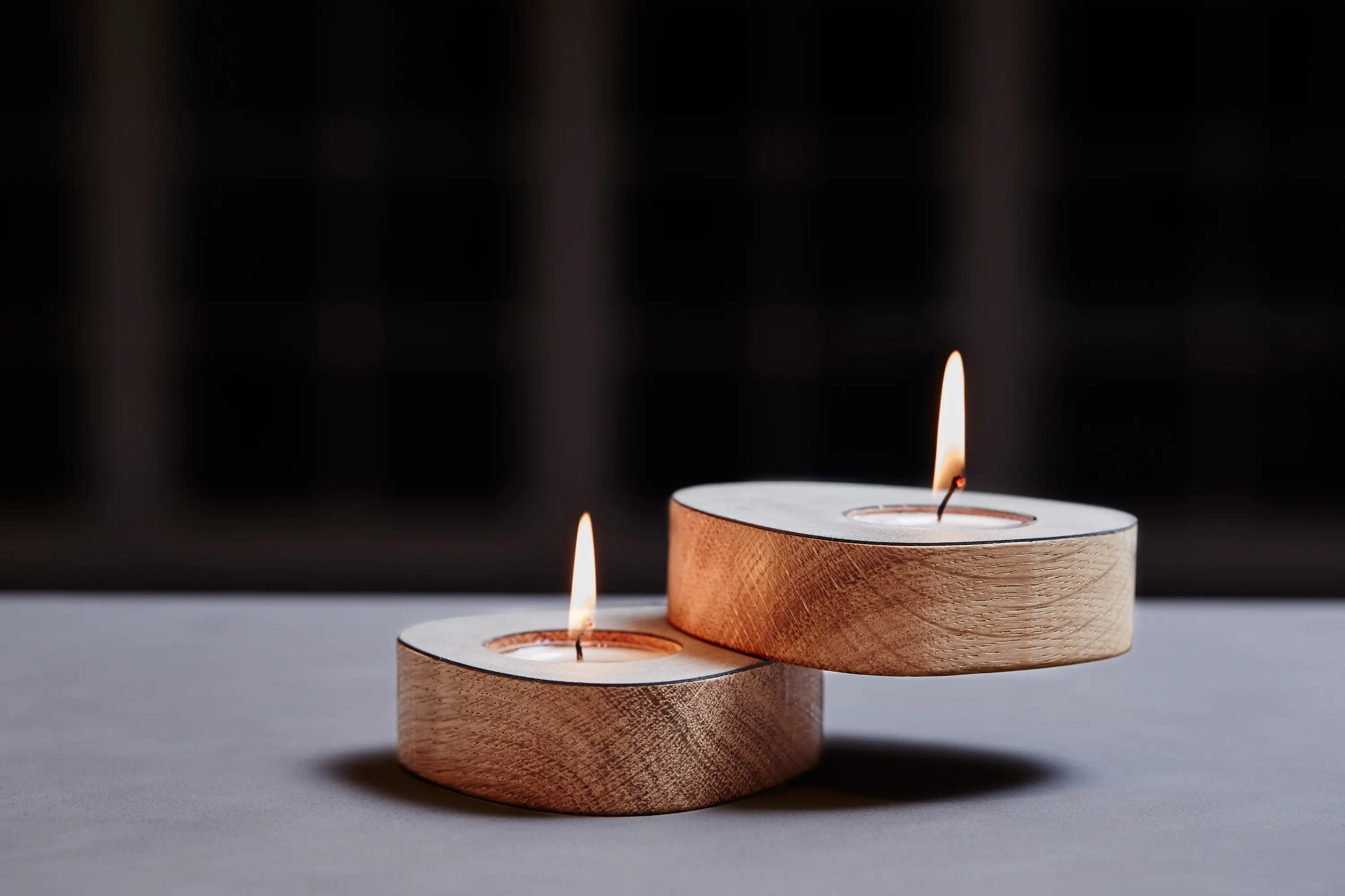 LINDDNA - Curve Candle Holder