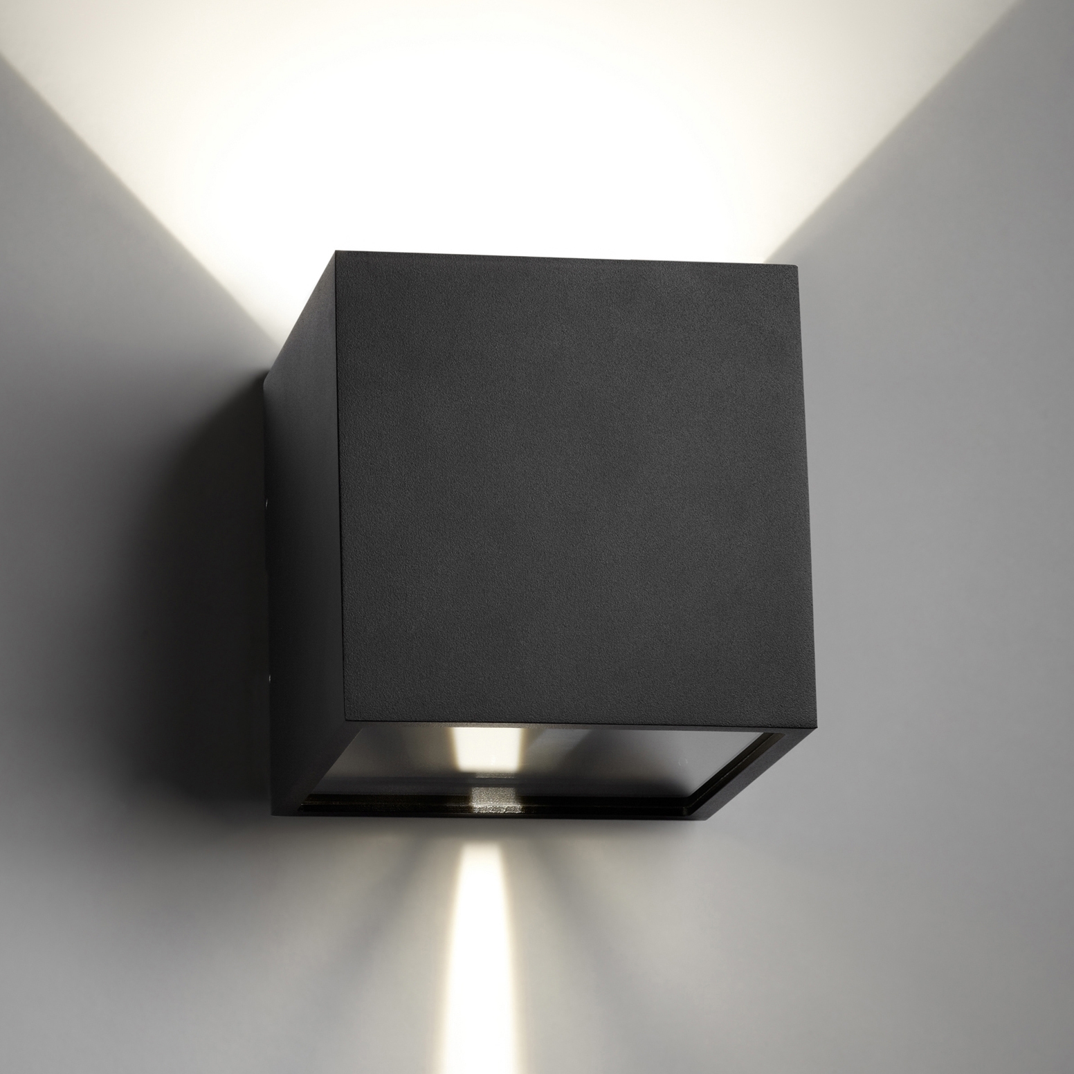 Vertoon produk Cube XL LED van vervaardiger Light-Point