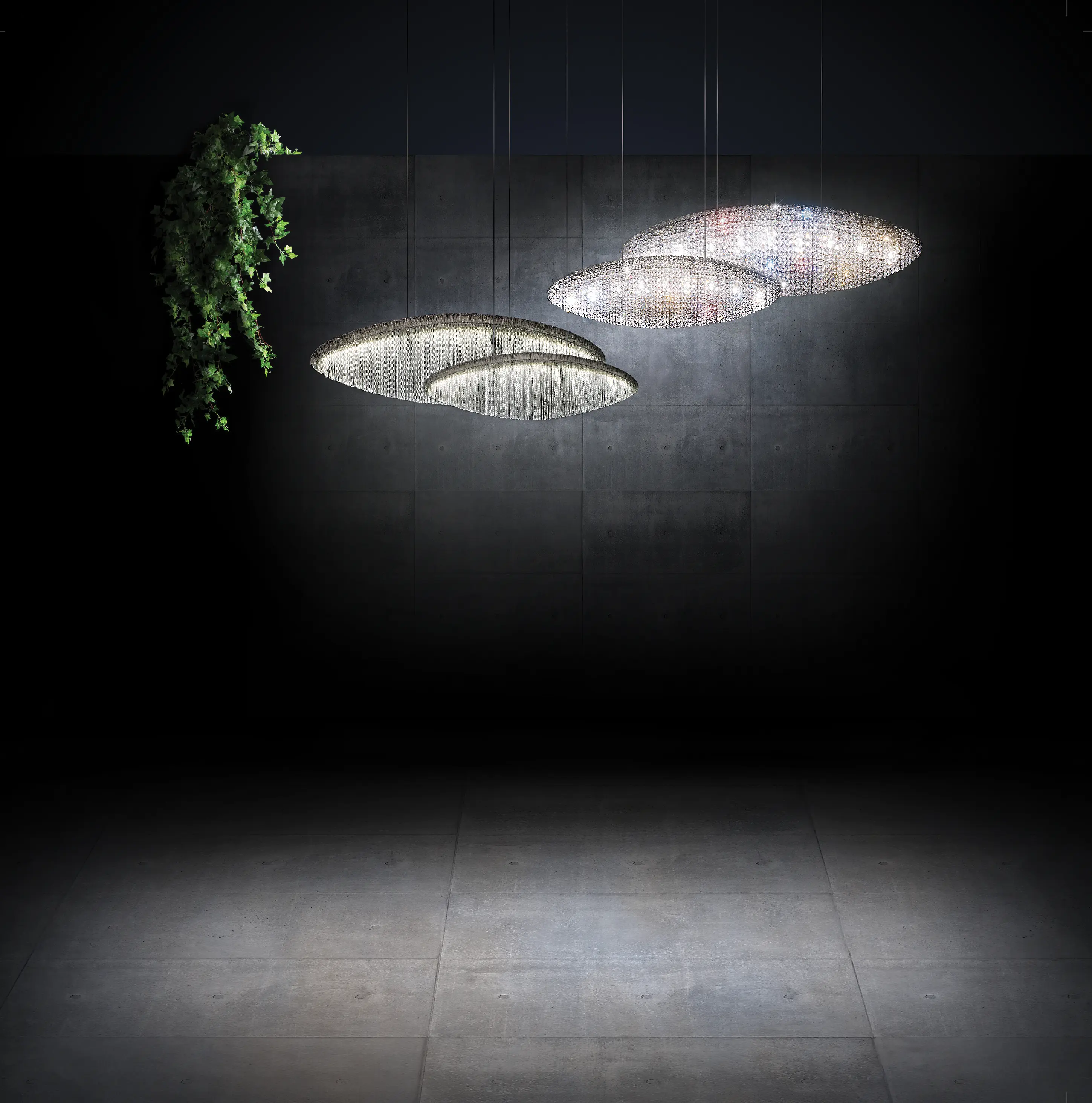 Manooi - Silk Led