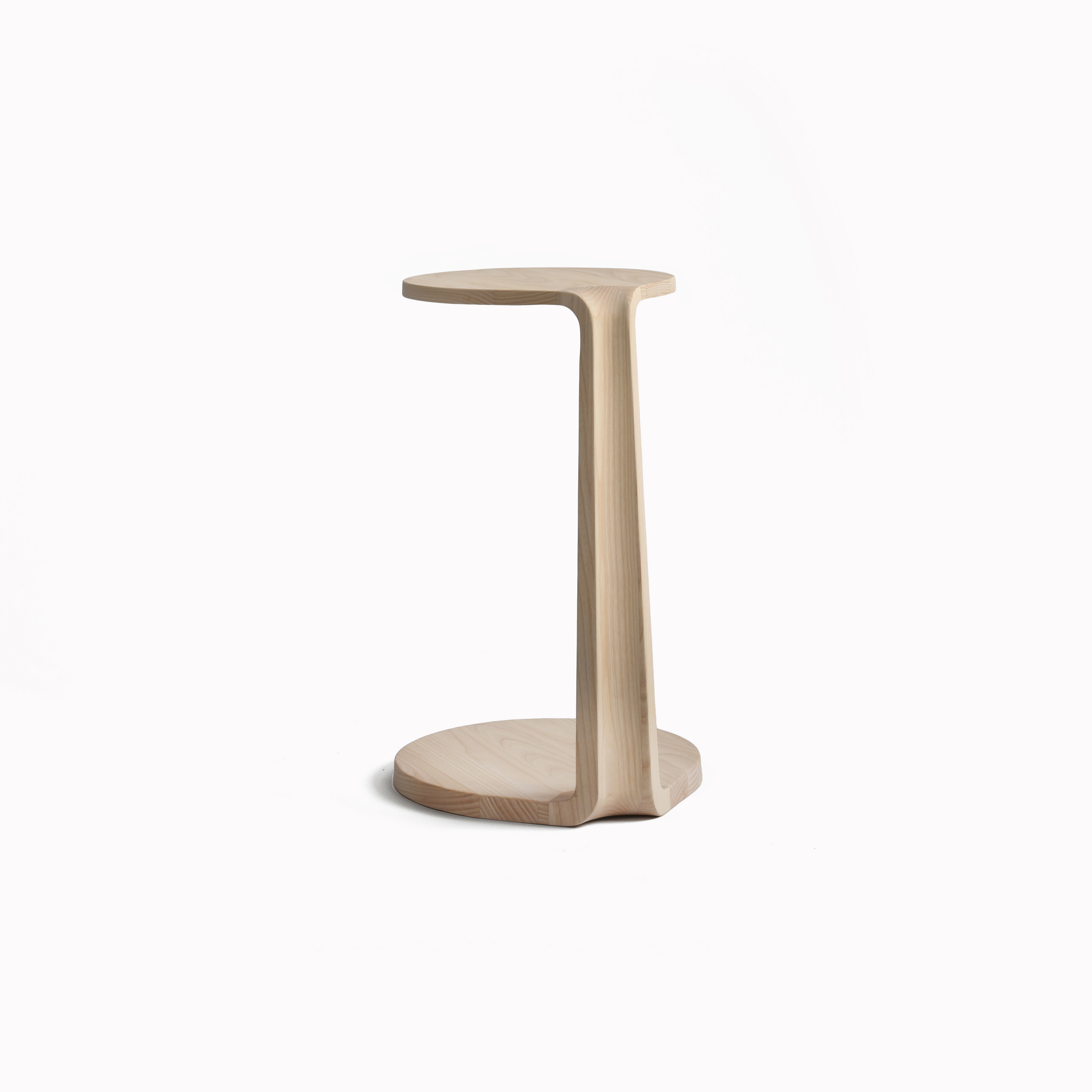 Primum Oval Side Table