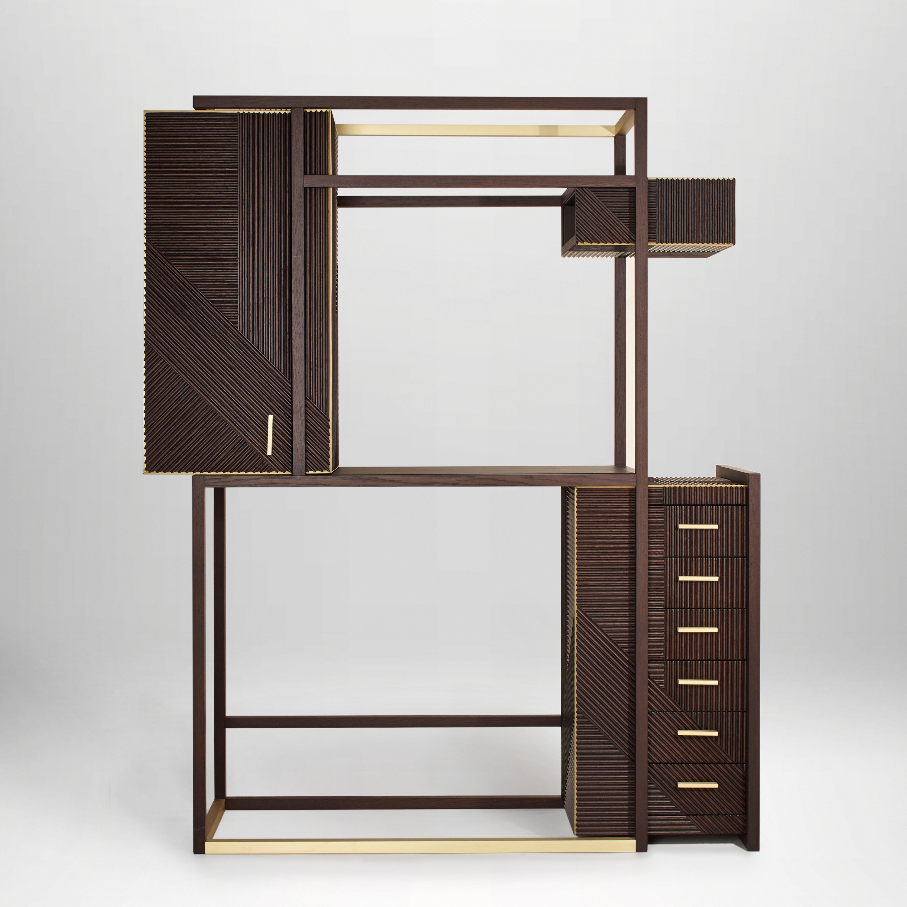Mostra il prodotto Hampton Cabinet del produttore Rossato