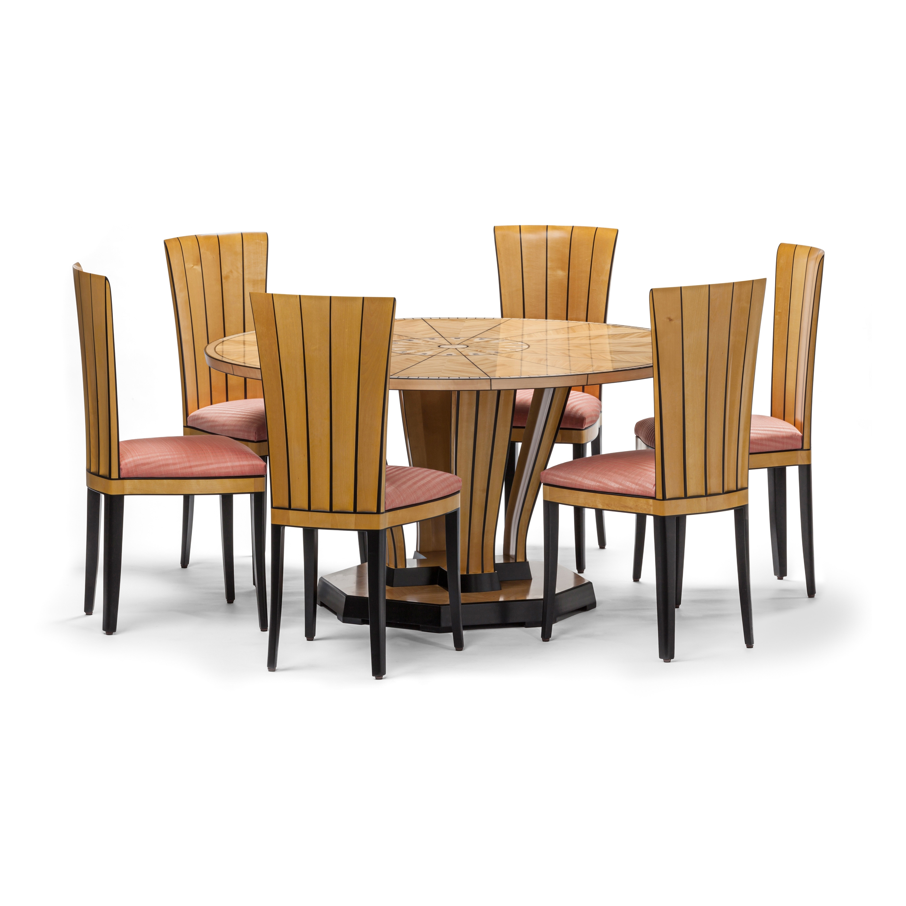 Produkt Saarinen House Dining Table des Herstellers Tetrimäki anzeigen