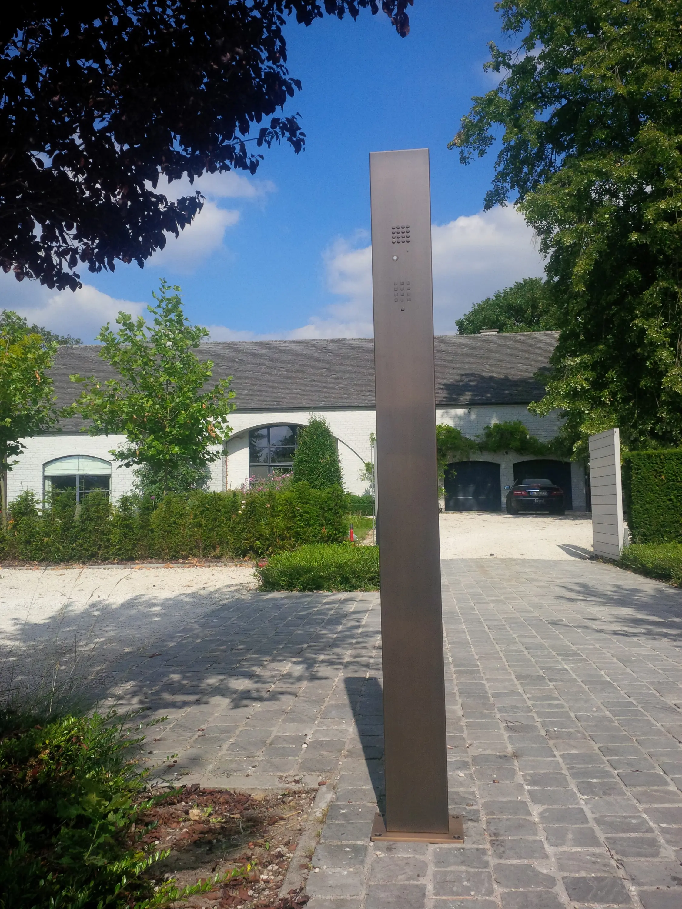 FASTTEL BELGIUM - Column