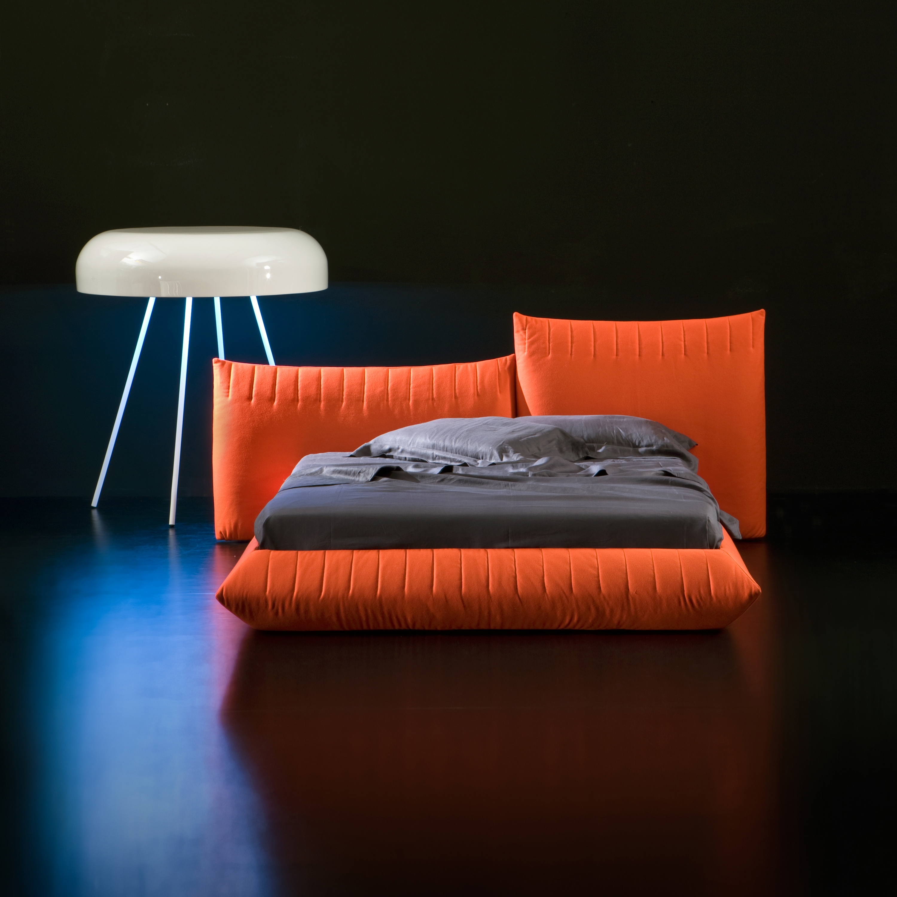 Mostra il prodotto Bellavita Letto del produttore Alberta Pacific Furniture