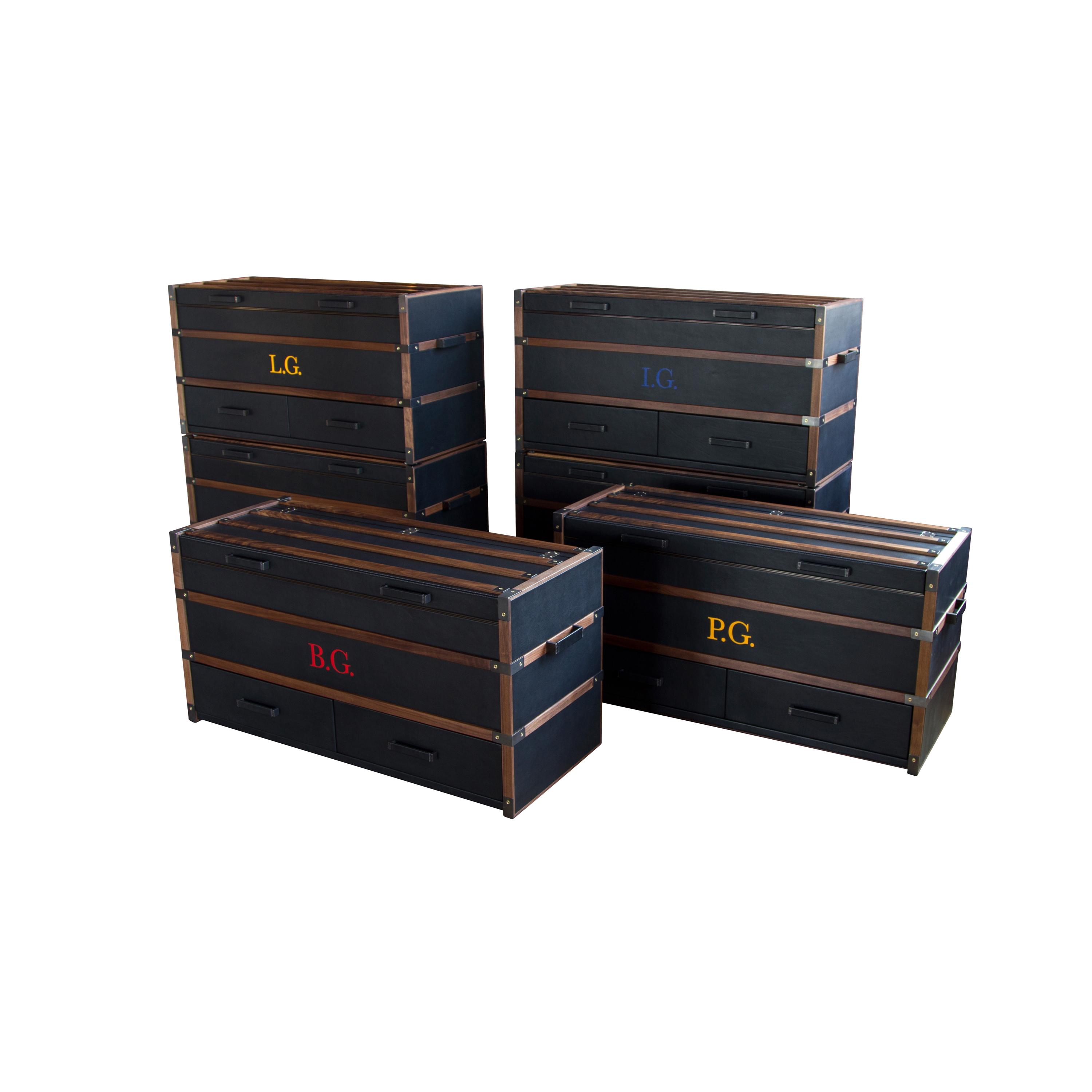 Mostrar el producto Collingswood Trunk del fabricante Richard Wrightman Design