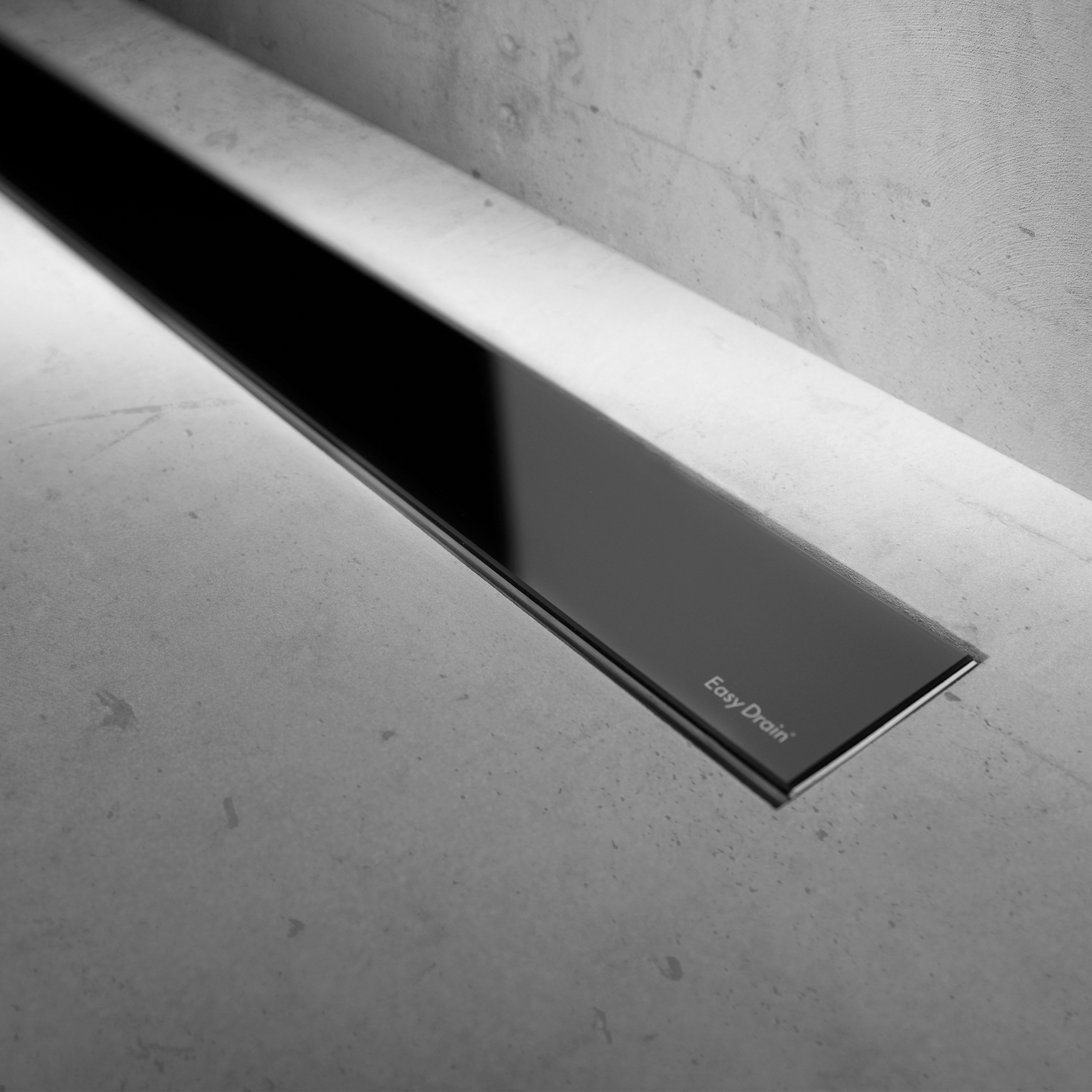 Modulo Basic Black Glass