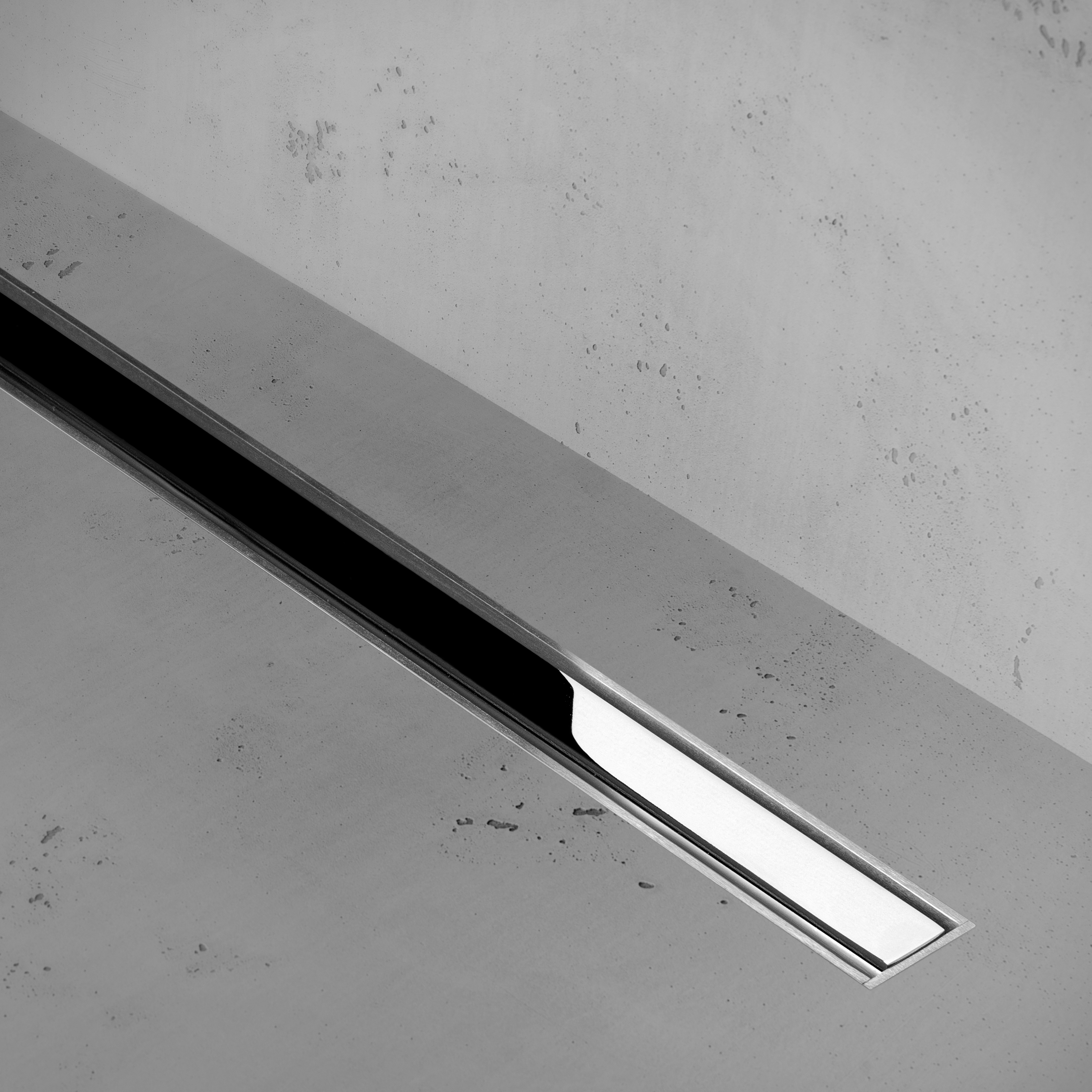 Display product XS Z-1 Matt Chrome from manufacturer Easy Drain