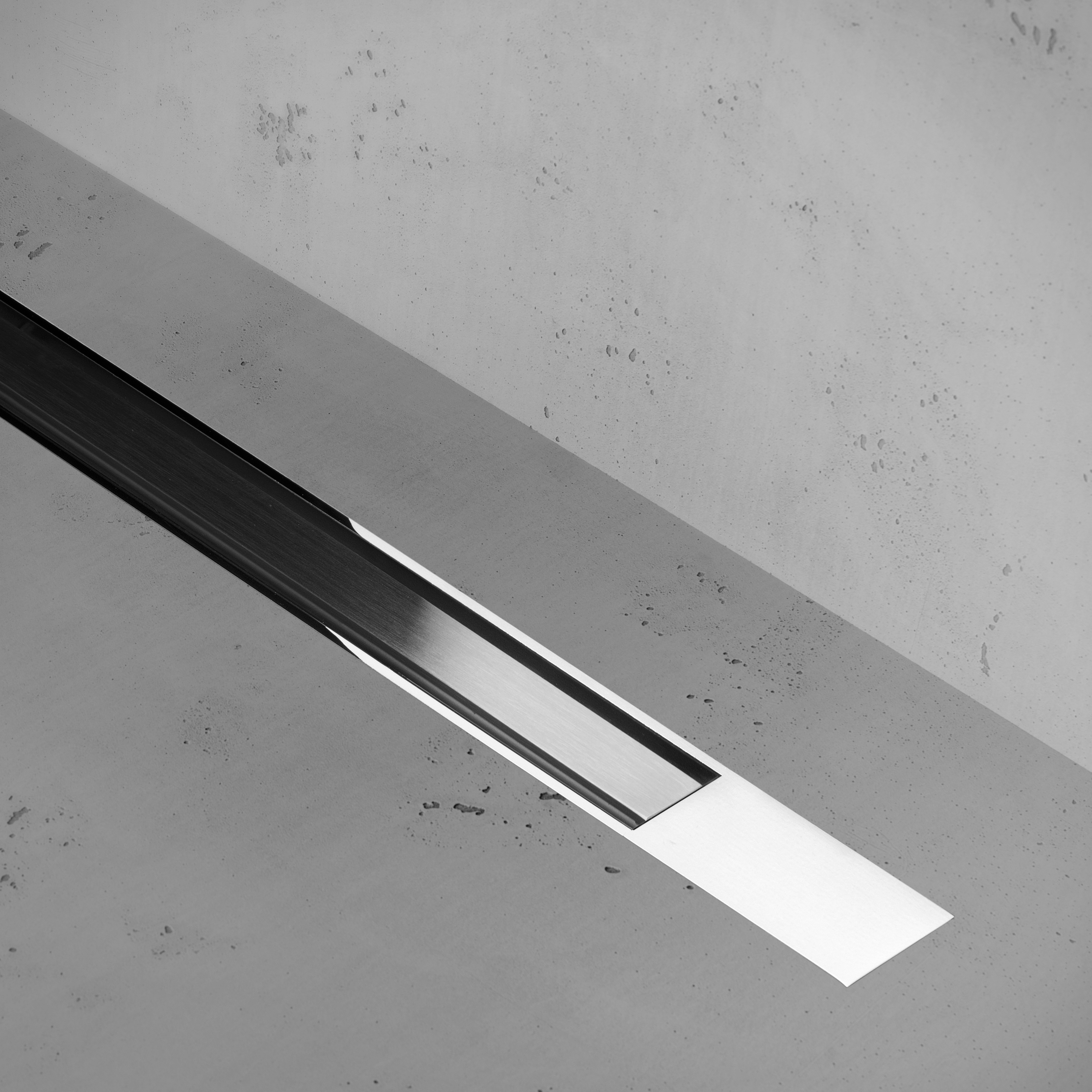 Display product XS Z-2 Chrome Matt from manufacturer Easy Drain
