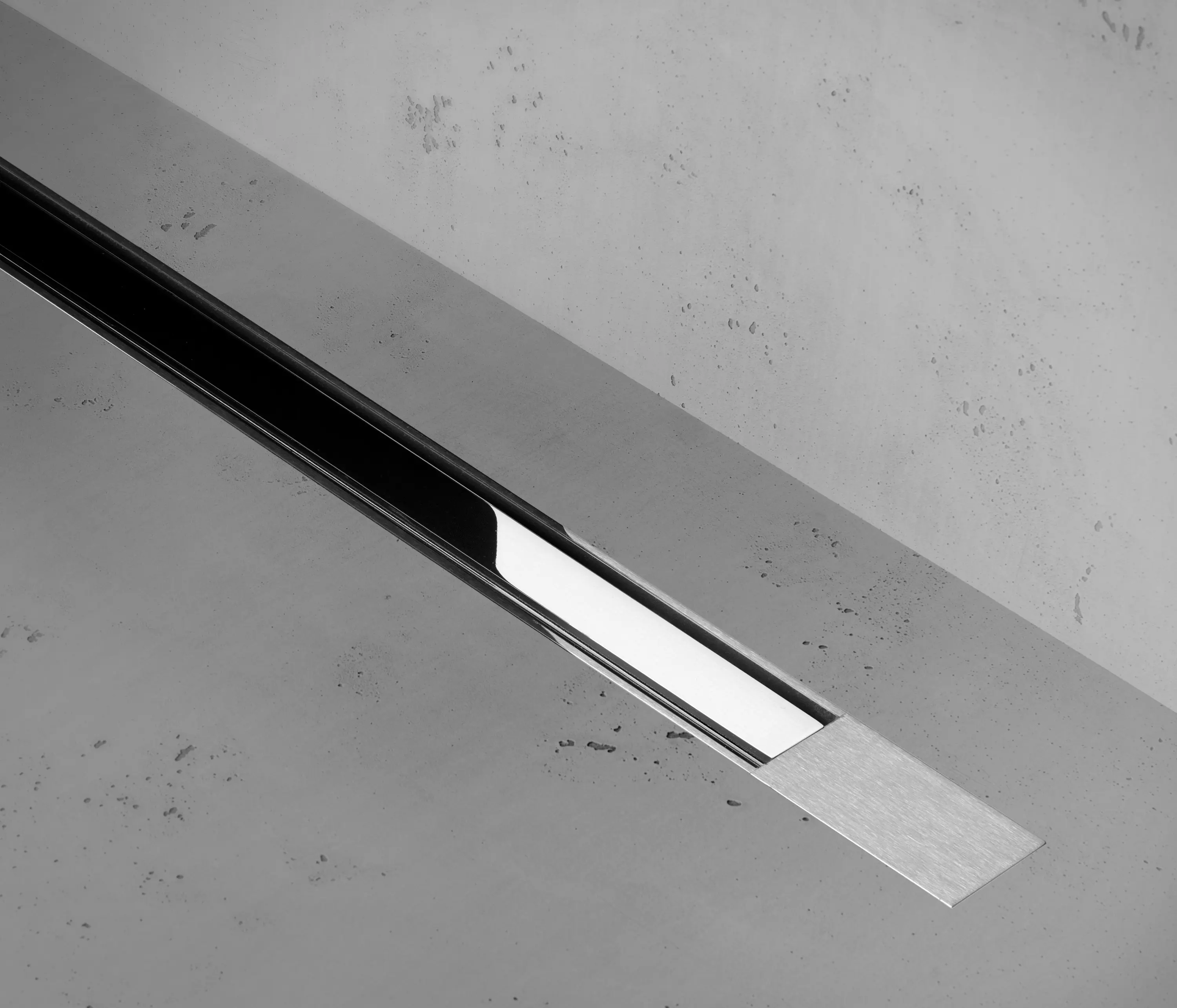 Easy Drain - XS Z-2 Matt Chrome