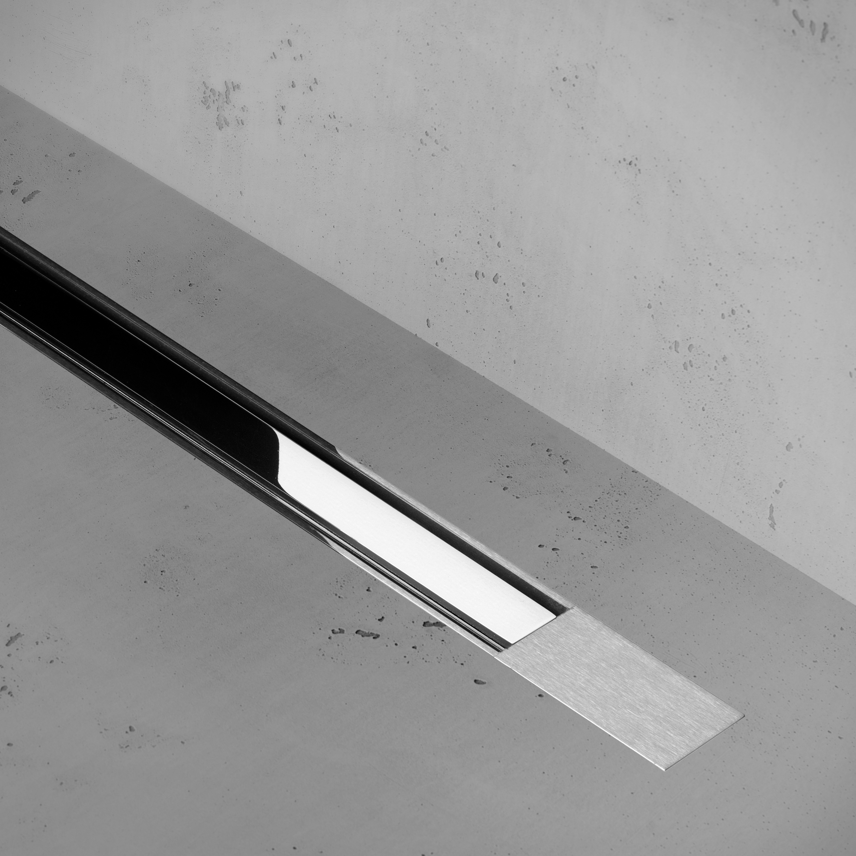 Display product XS Z-2 Matt Chrome from manufacturer Easy Drain