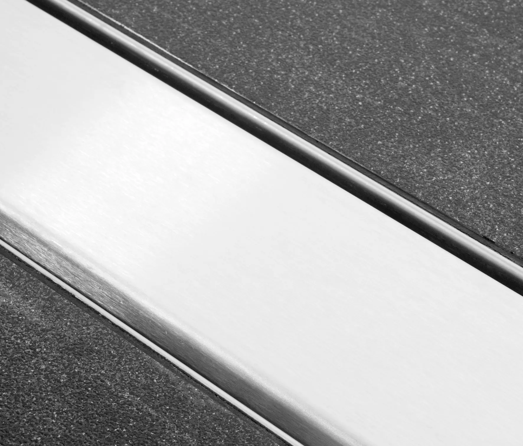Easy Drain - Compact Horizontal Zero