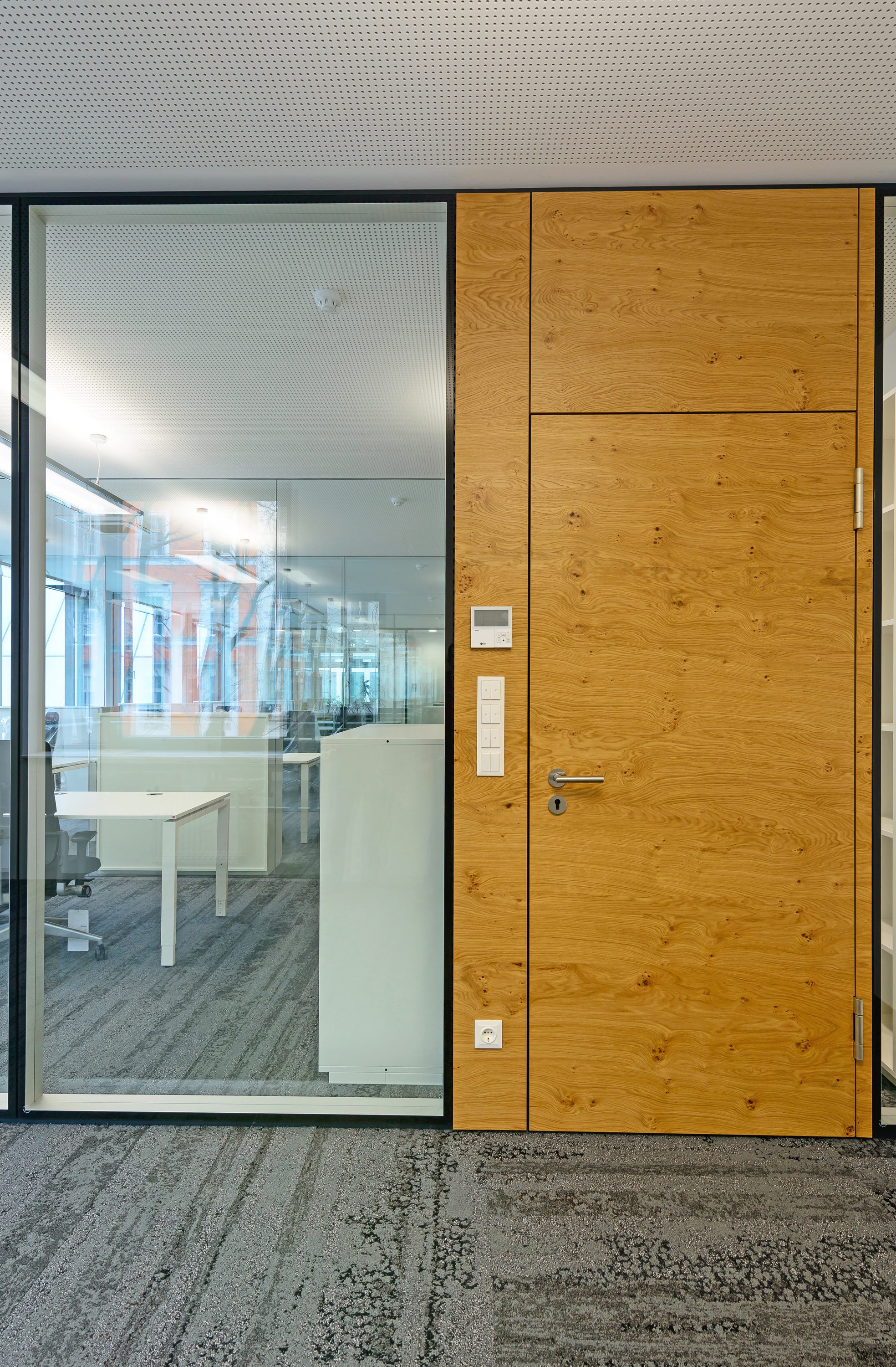 Display product Structural Glazing from manufacturer INTEK