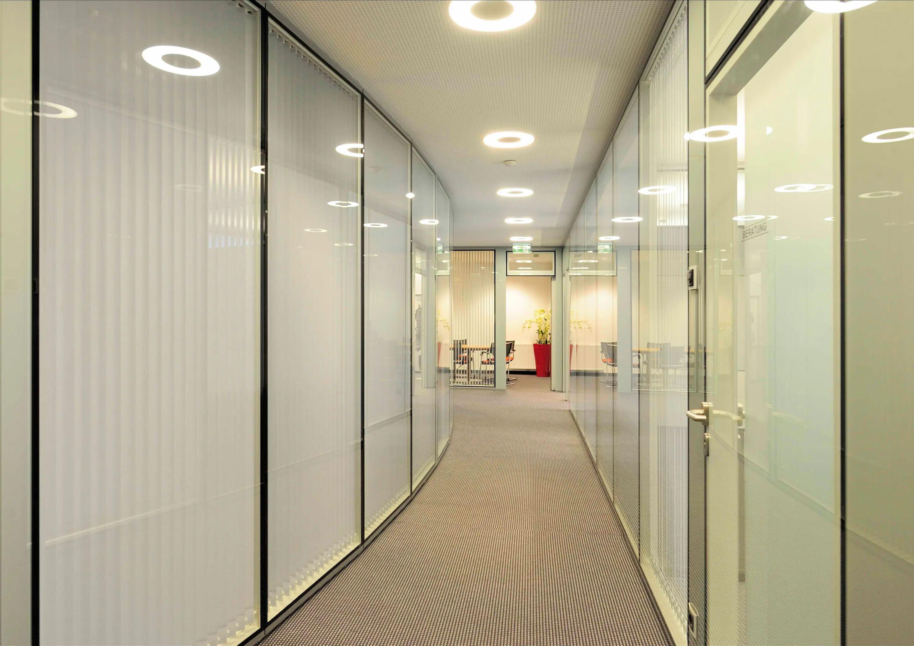 INTEK - Structural Glazing