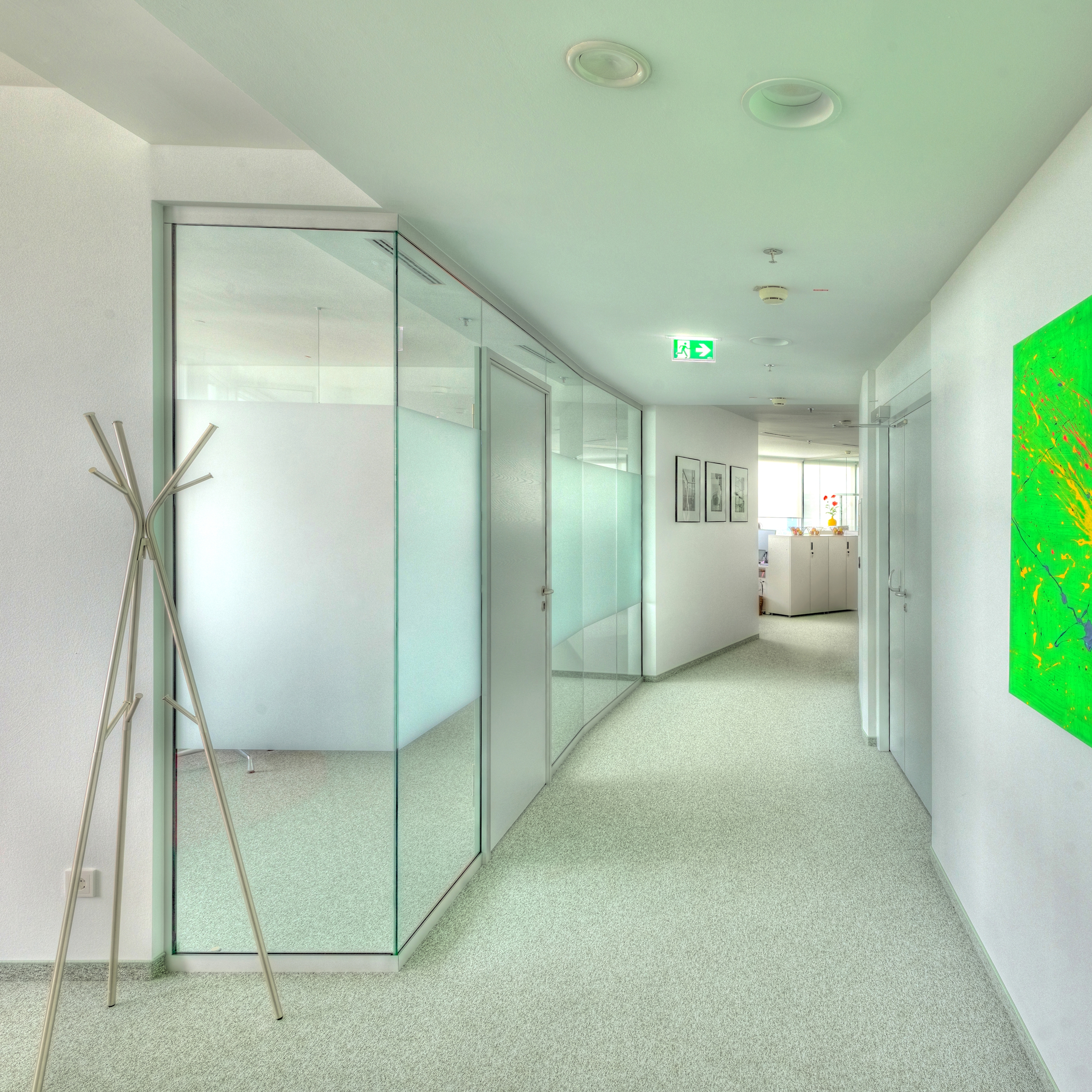 Display product PR wall from manufacturer INTEK